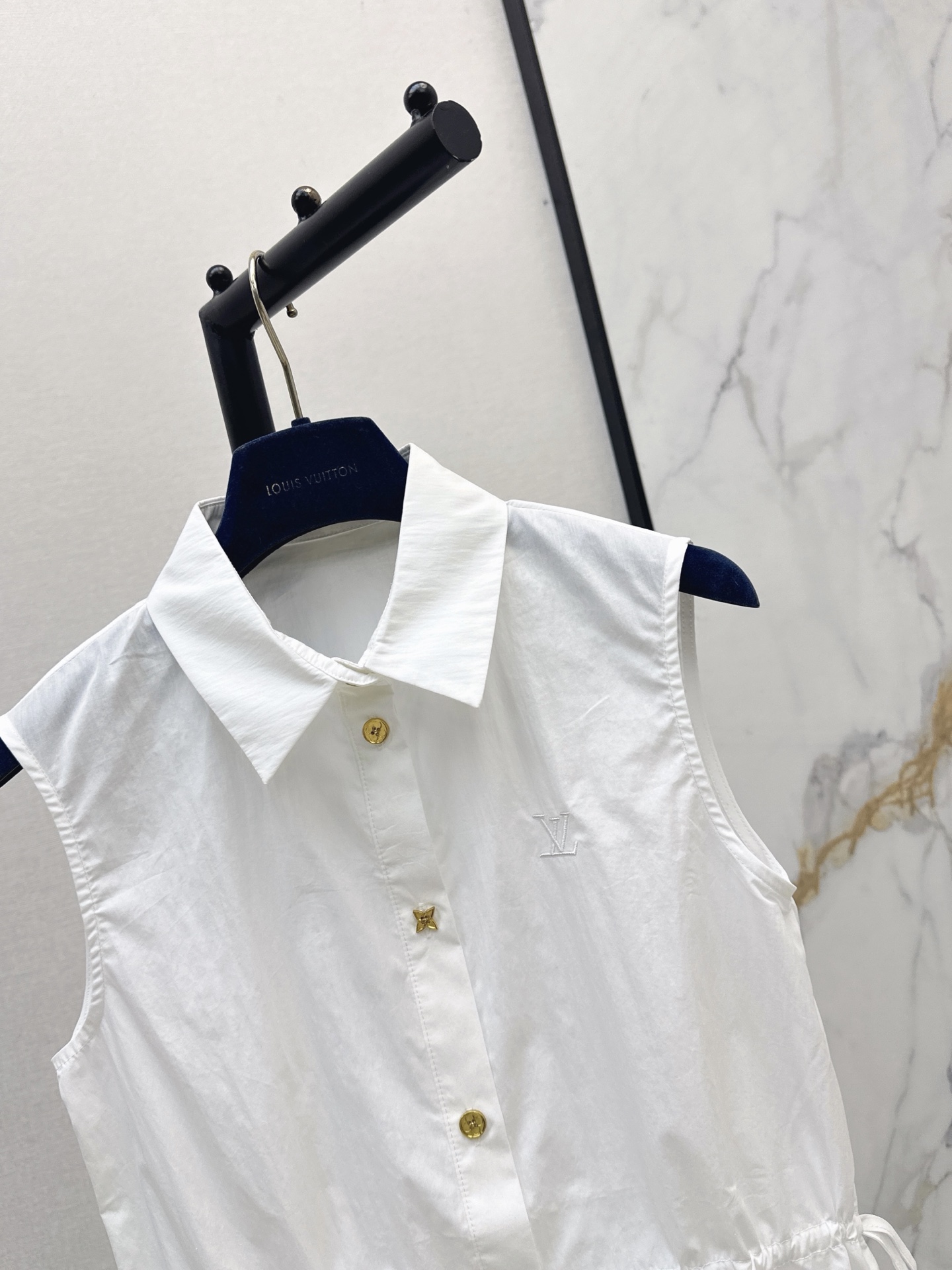 Loui 26ss sleeveless shirt