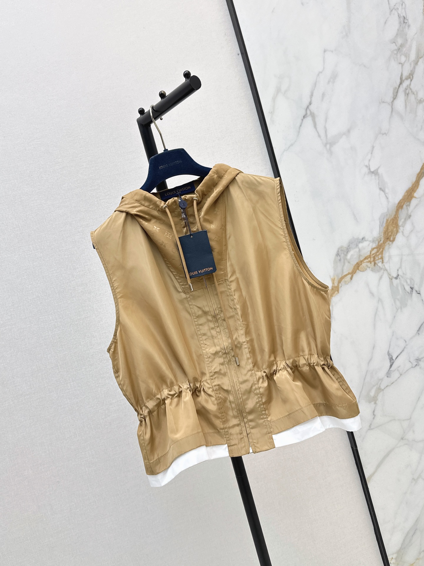 Loui 26ss hooded vest jacket