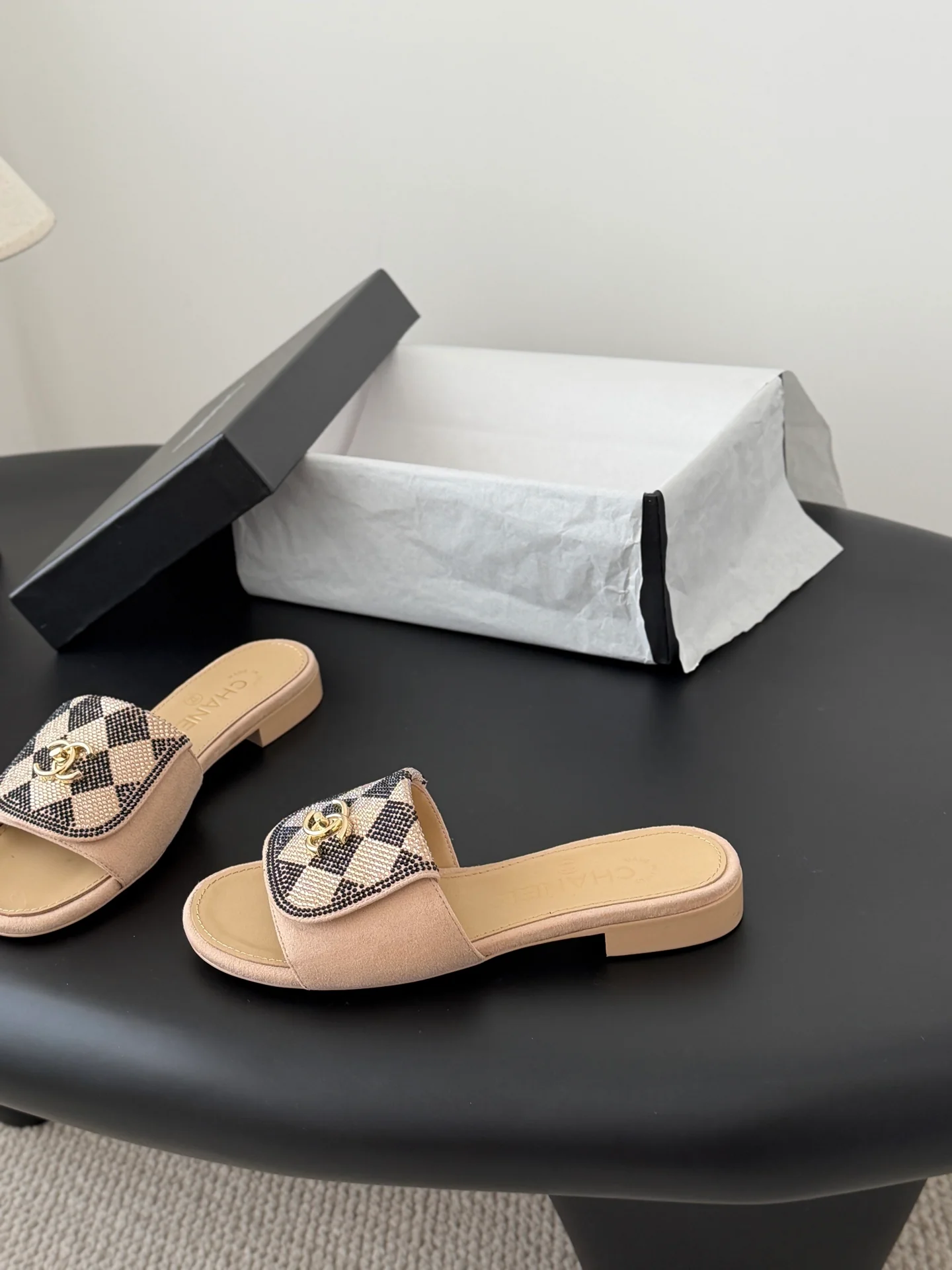 Chan 26ss rhinestone-embellished sandals