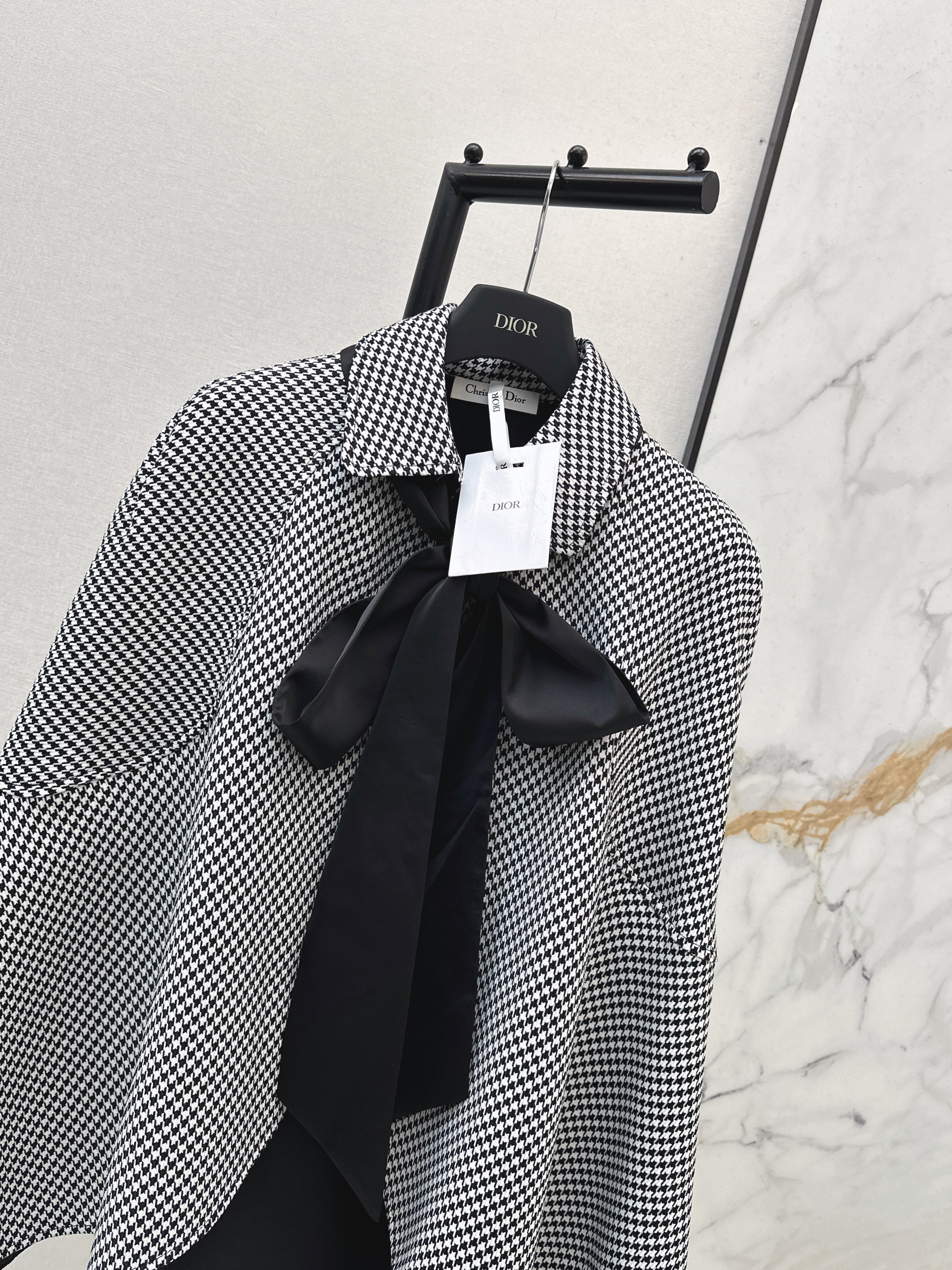 CD 26ss houndstone cape coat