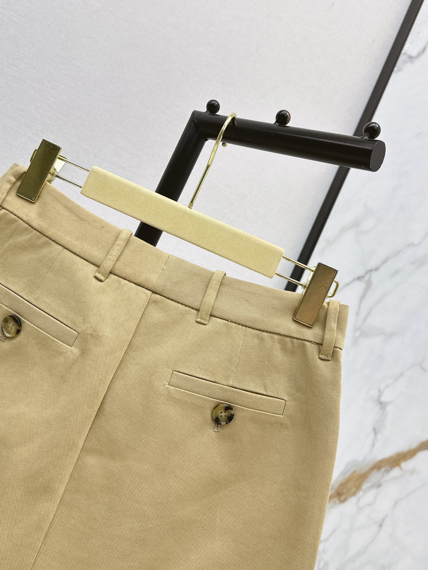Miu 26ss contract suede mini skirt