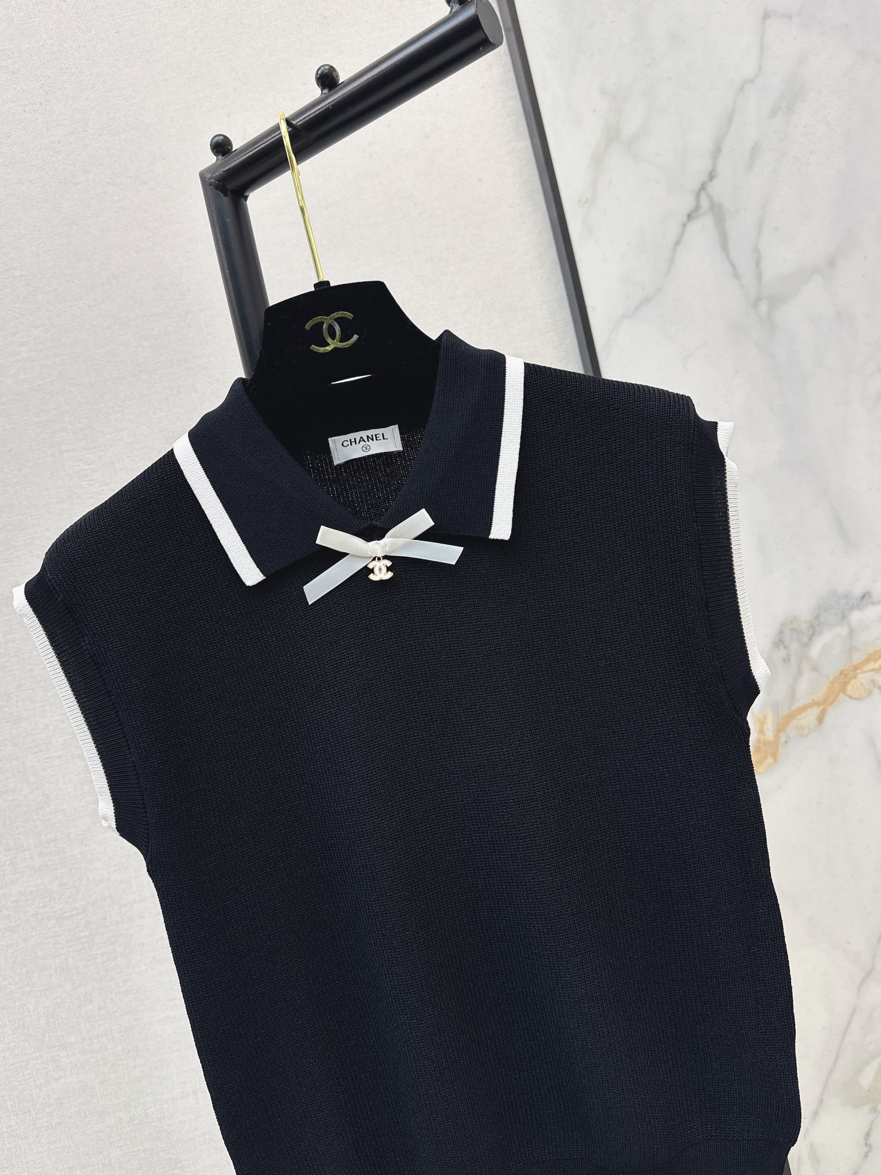 Chan 26ss sleeveless knitwear