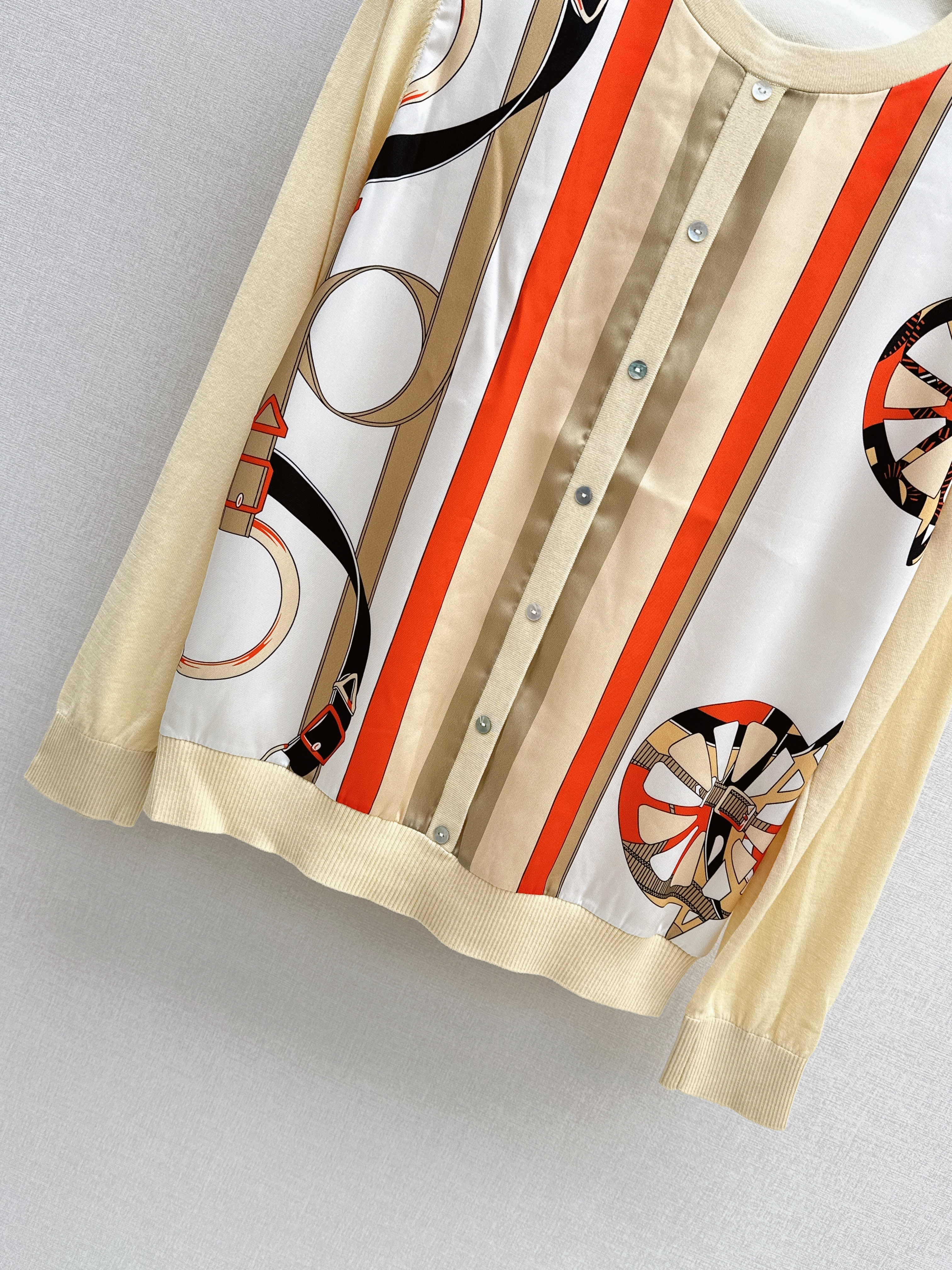 Herm 26ss print knitwear