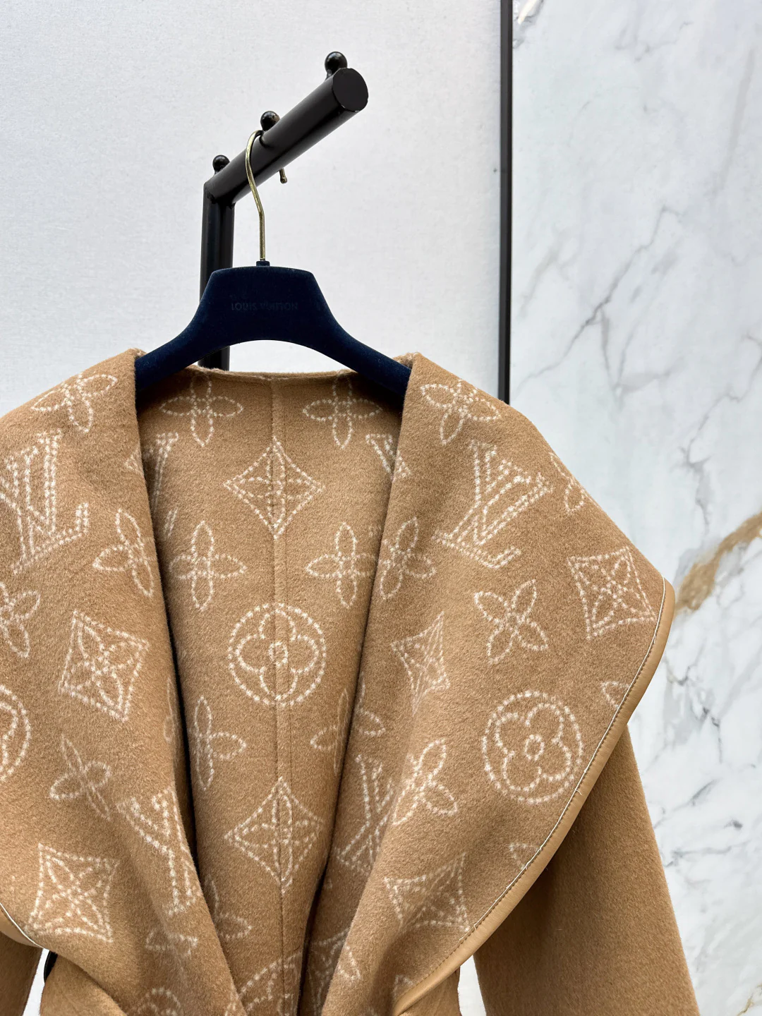 Loui 25fw reversible overcoats