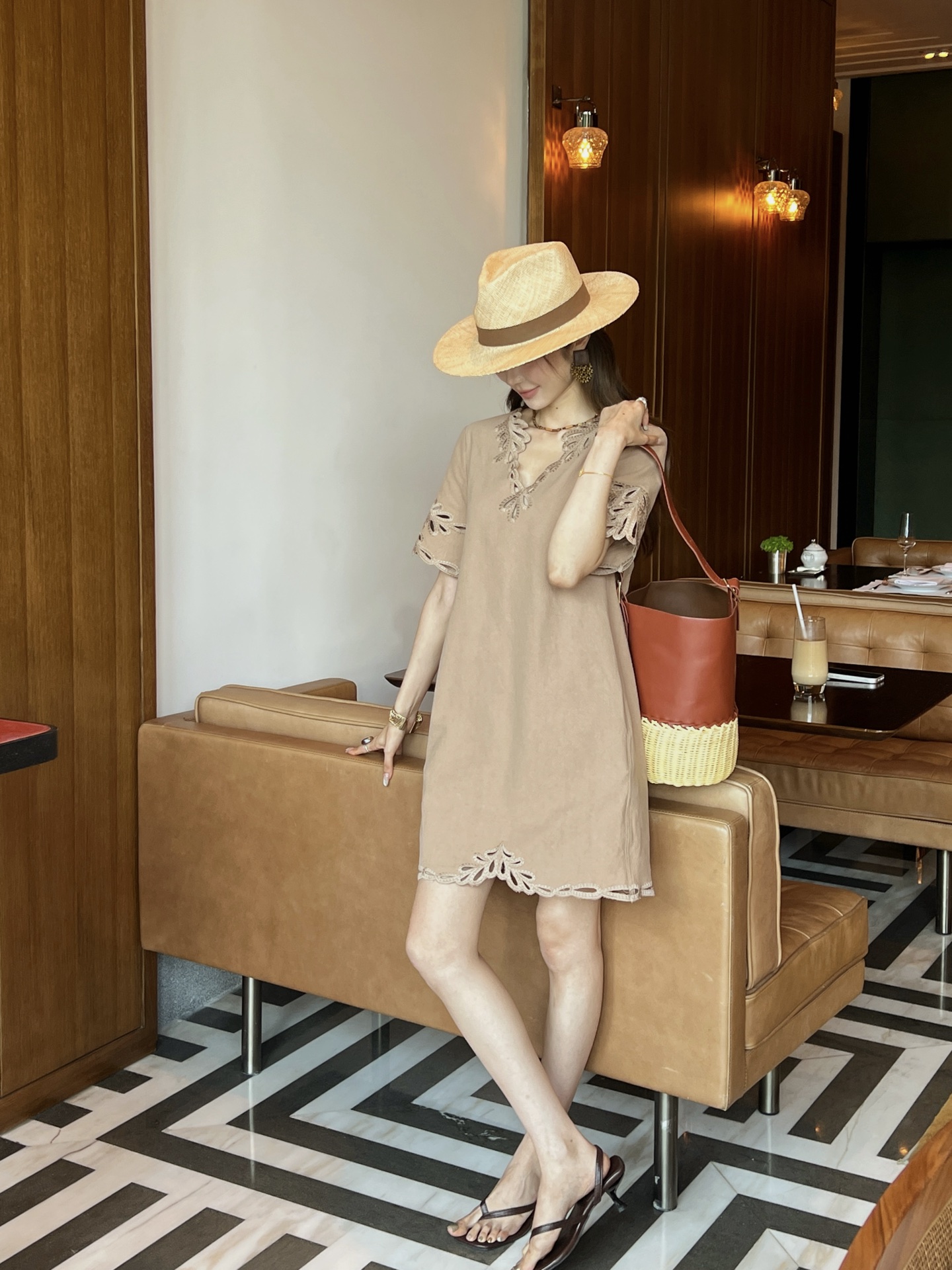Valen 26ss embroidery dress