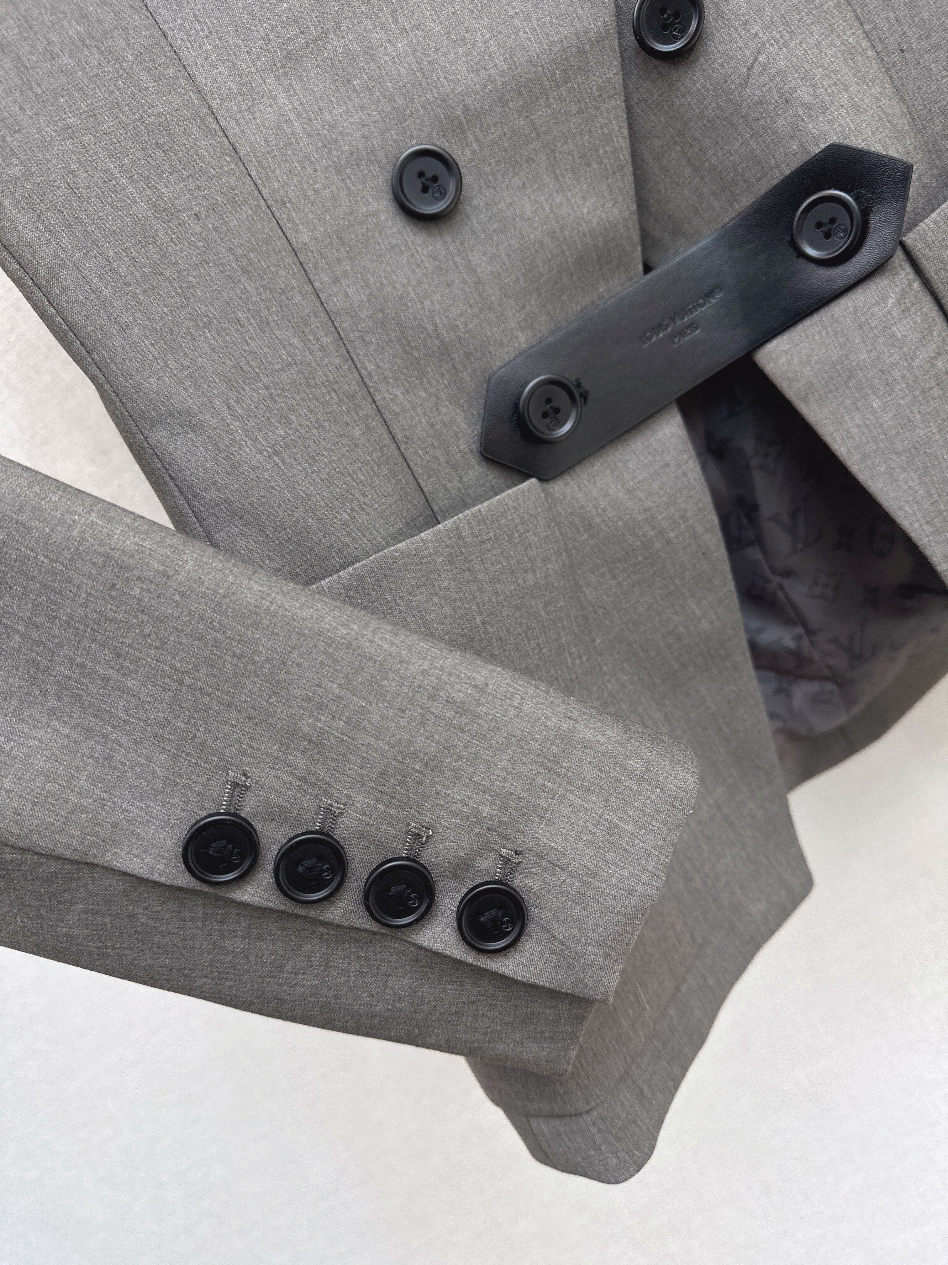 Louis 26ss blazer