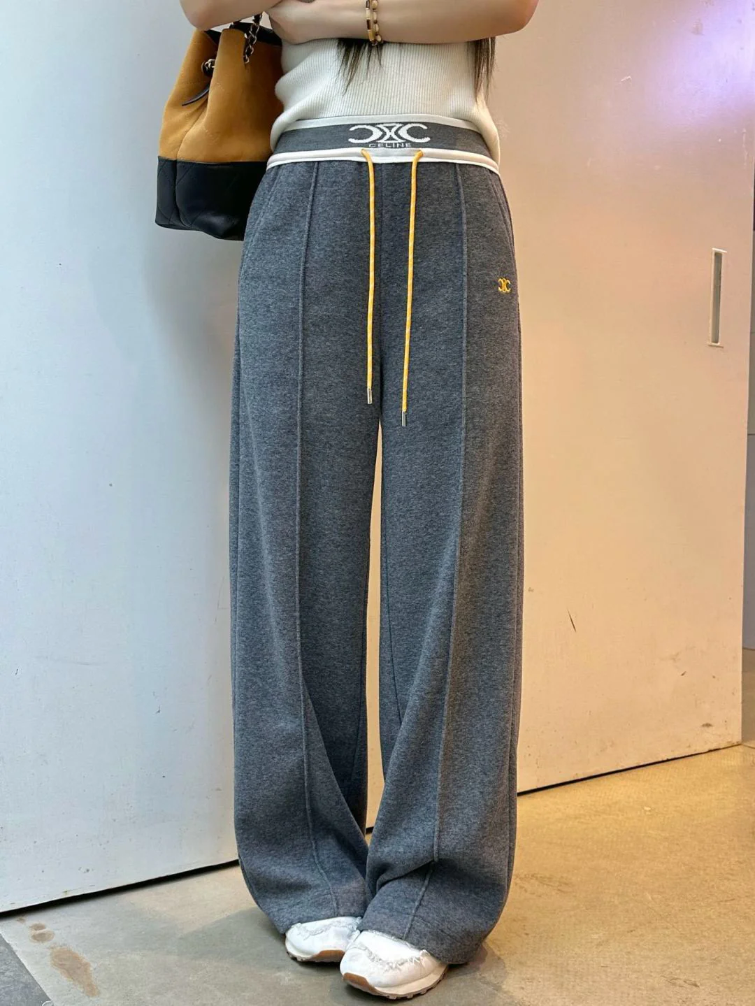 Celi 25fw straight pants