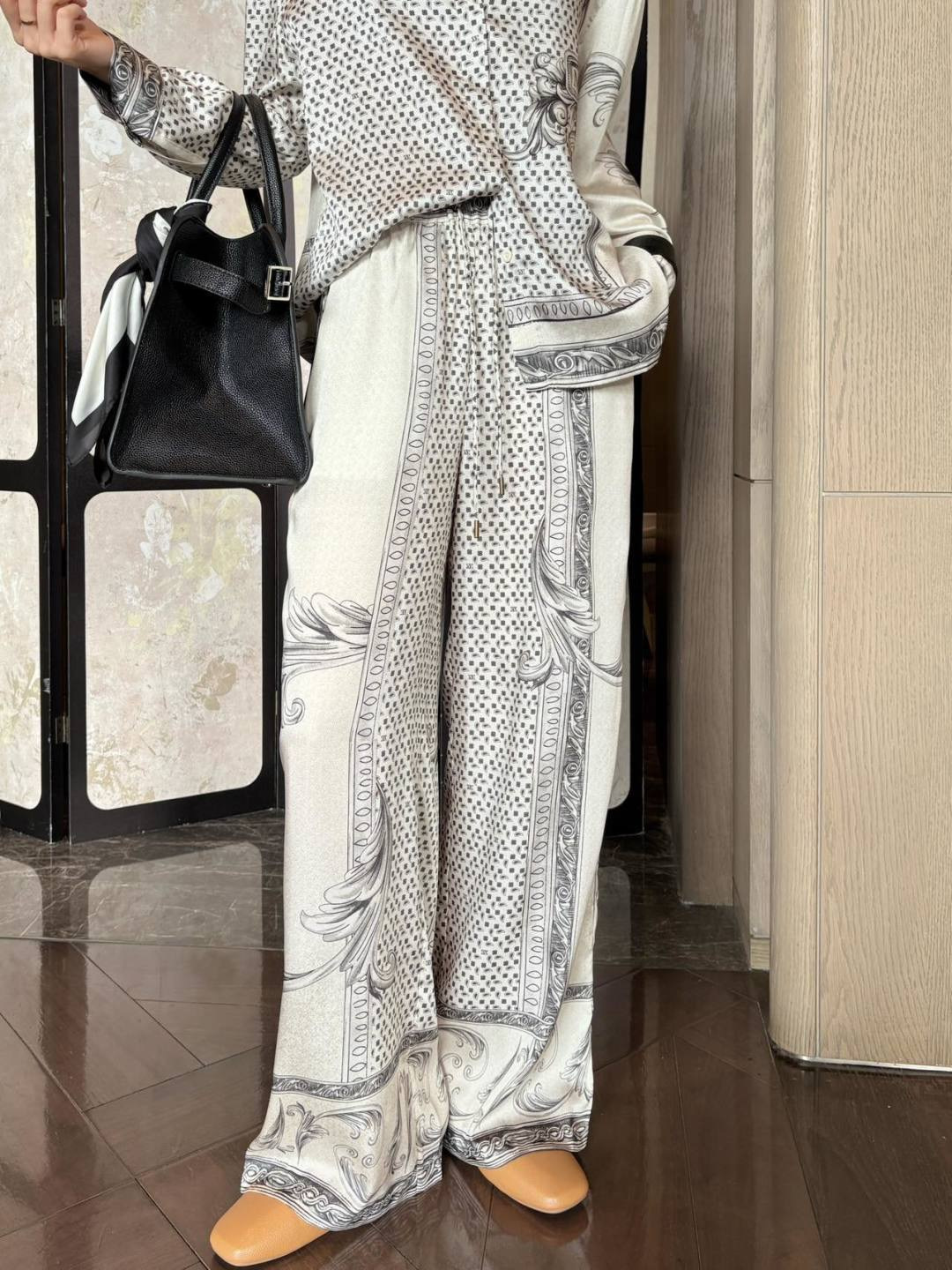 Max 26ss print silk pants