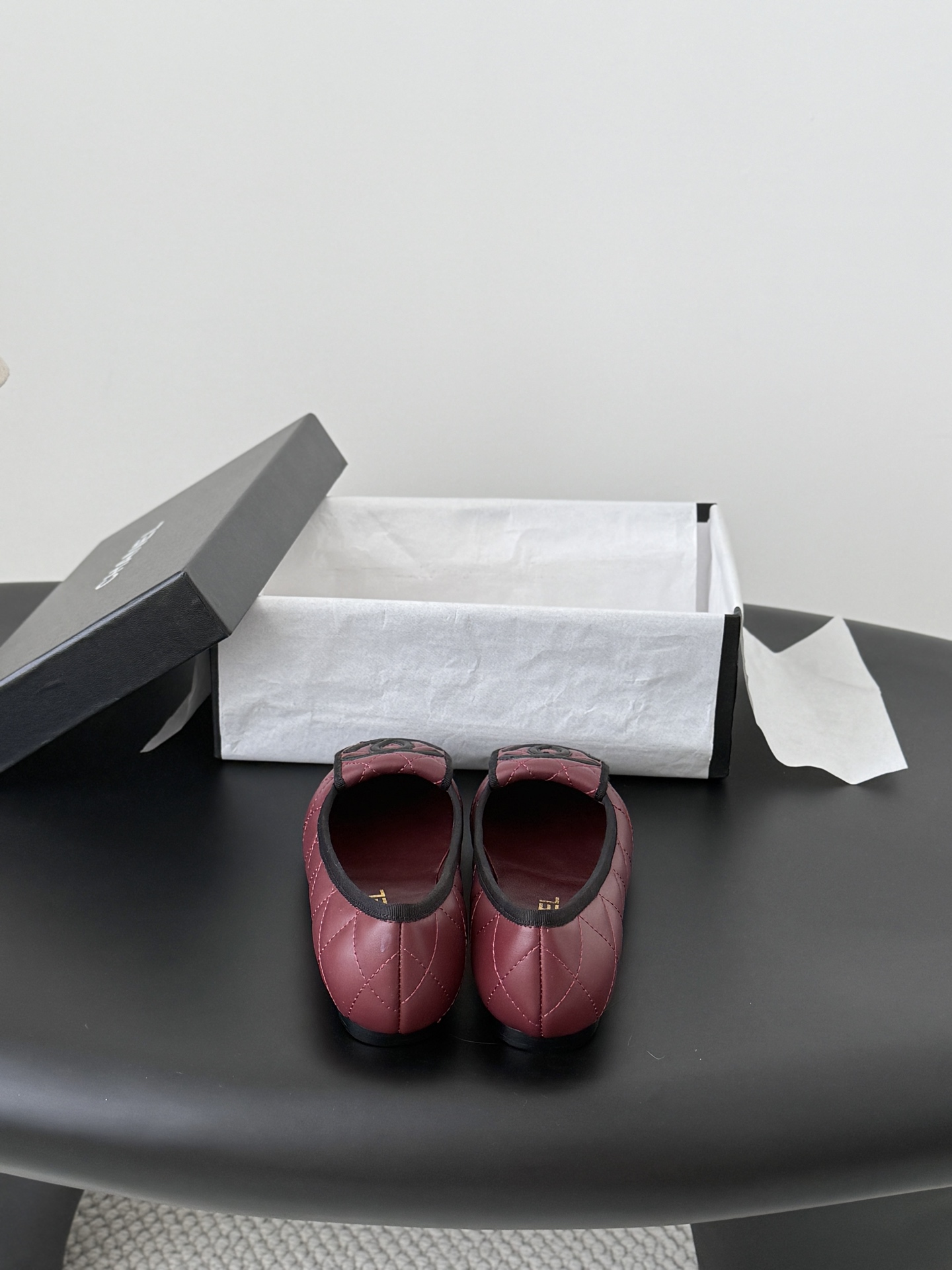 Chan 26C ballet flats