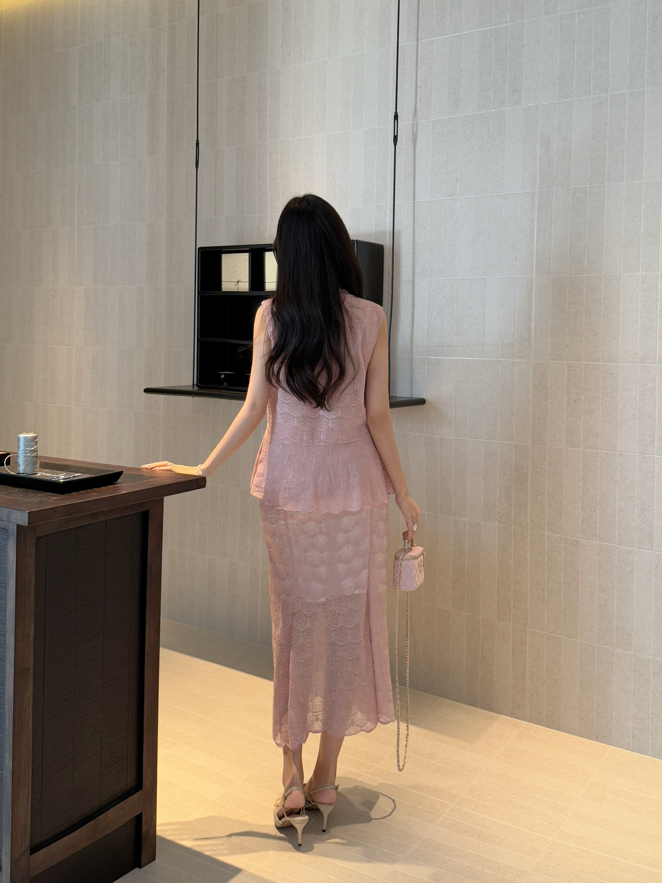 Chan 26ss rhinestone knitwear skirt set