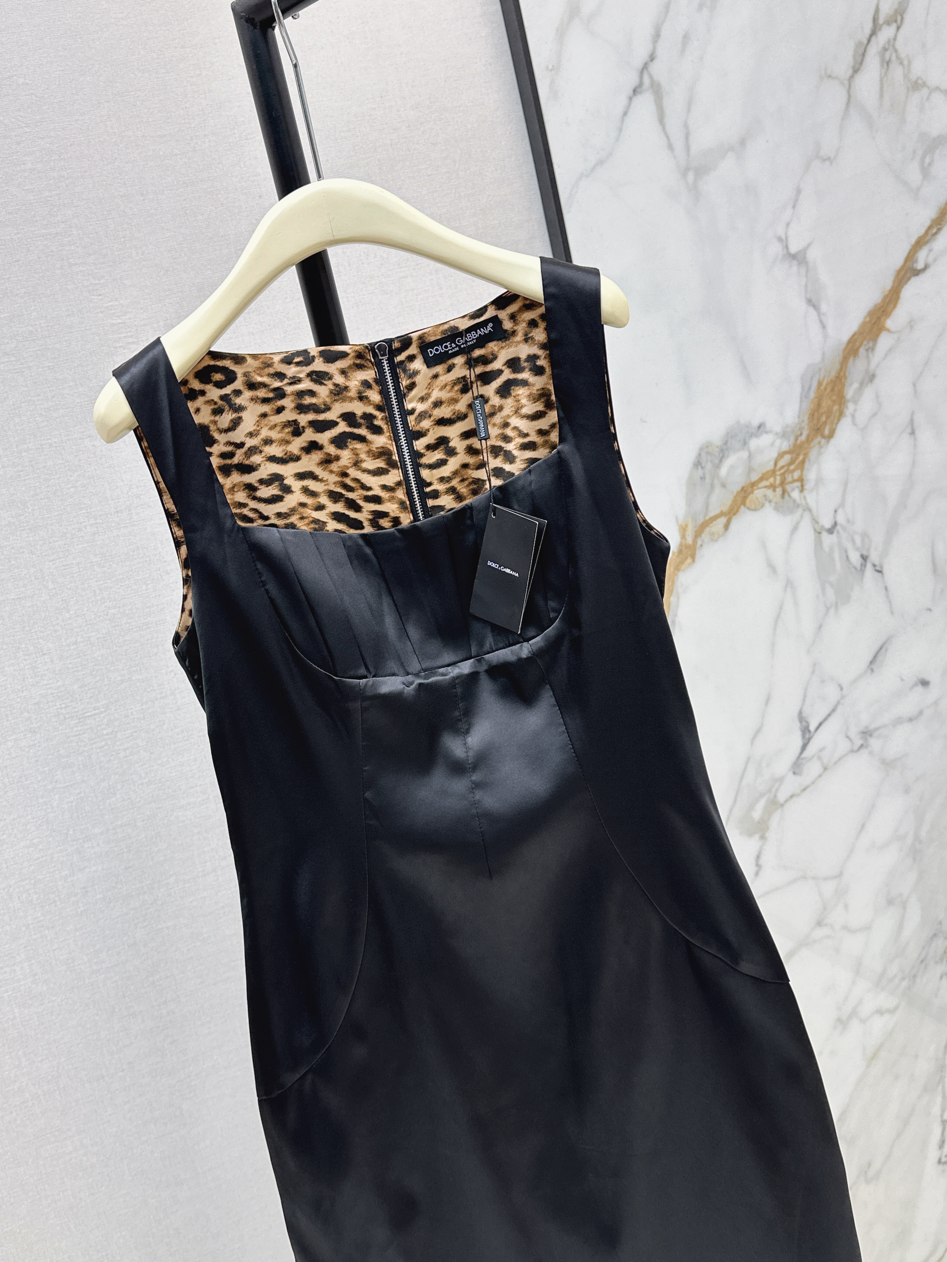 Dolc 26ss sleeveless dress