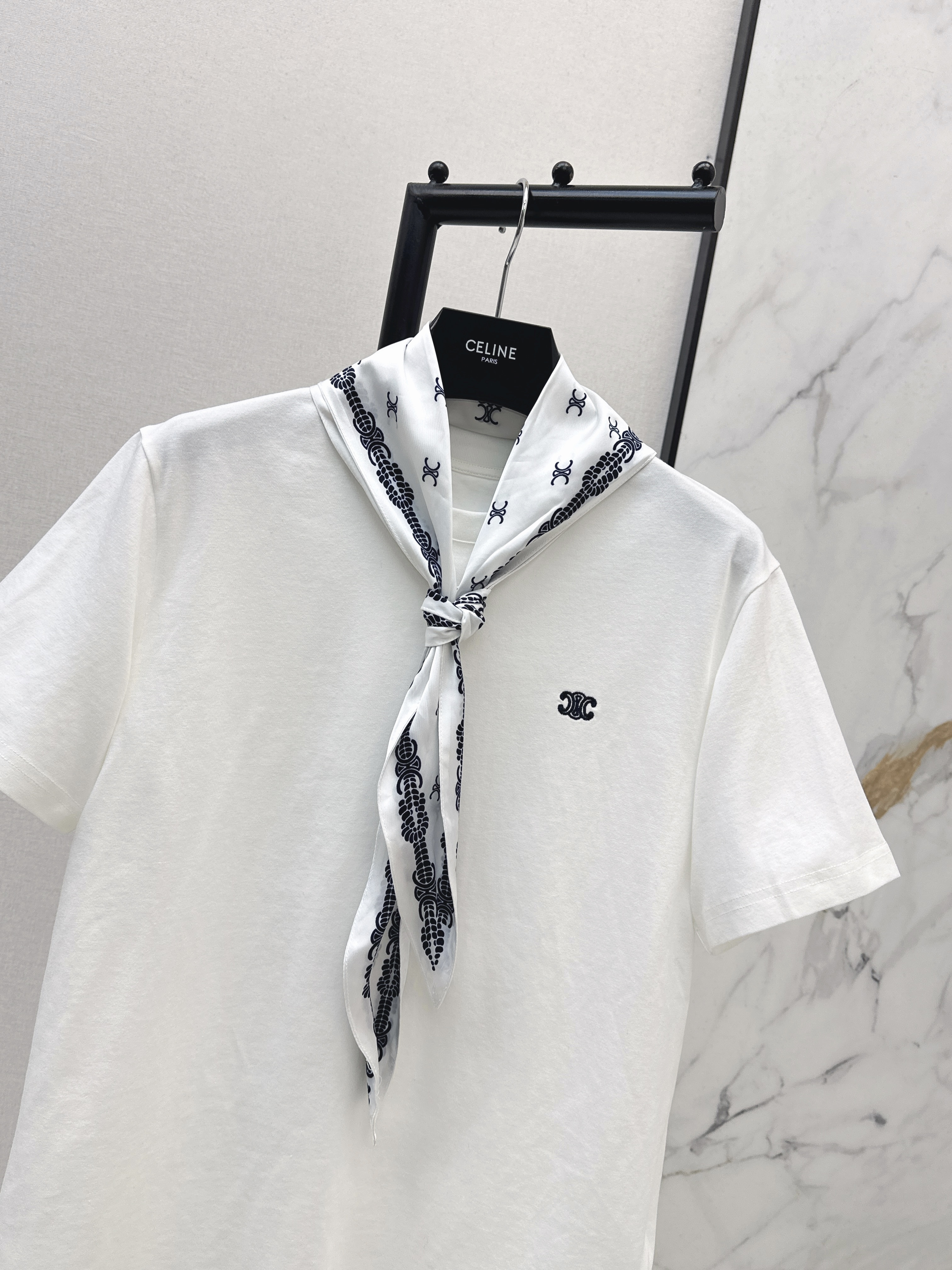 Celi 26ss print silk scarf t-shirts