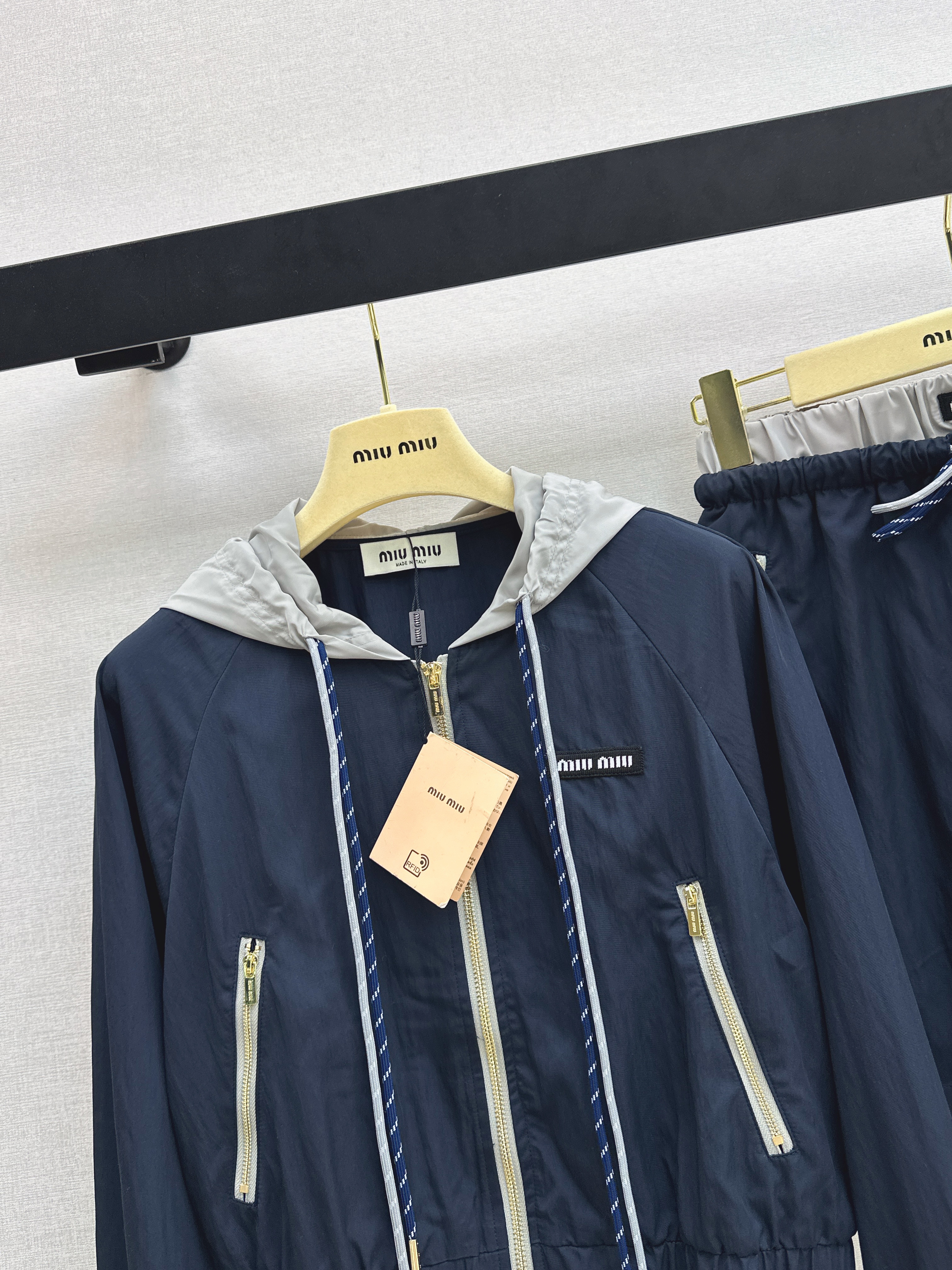 Miu 26ss causal suit