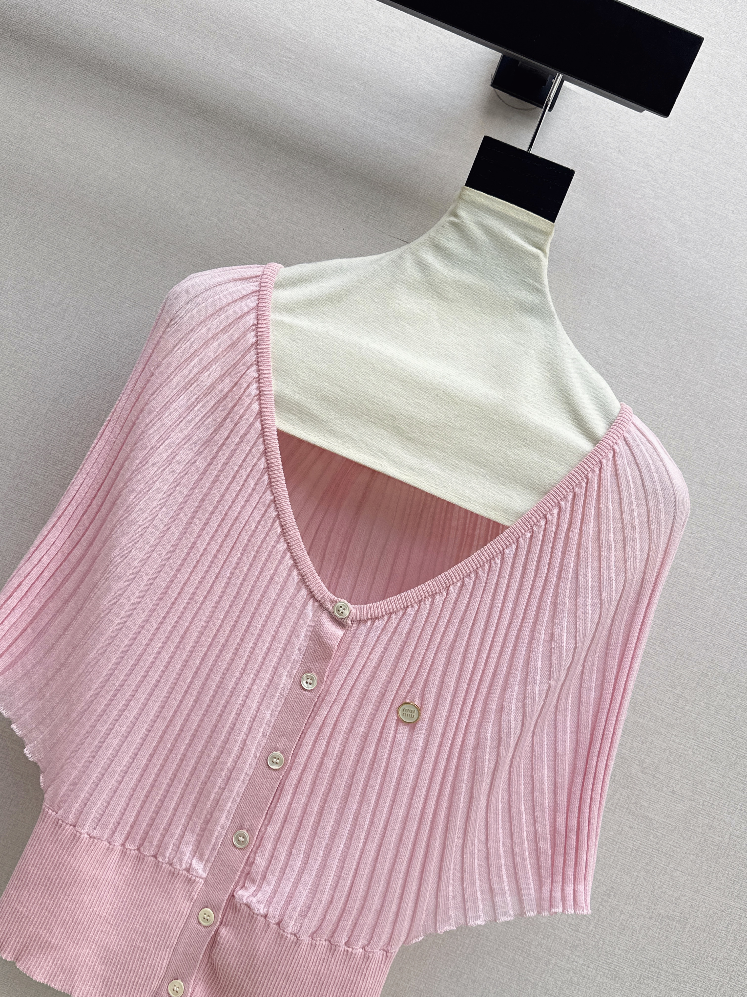 Miu 26SS Knit Cardigan Top