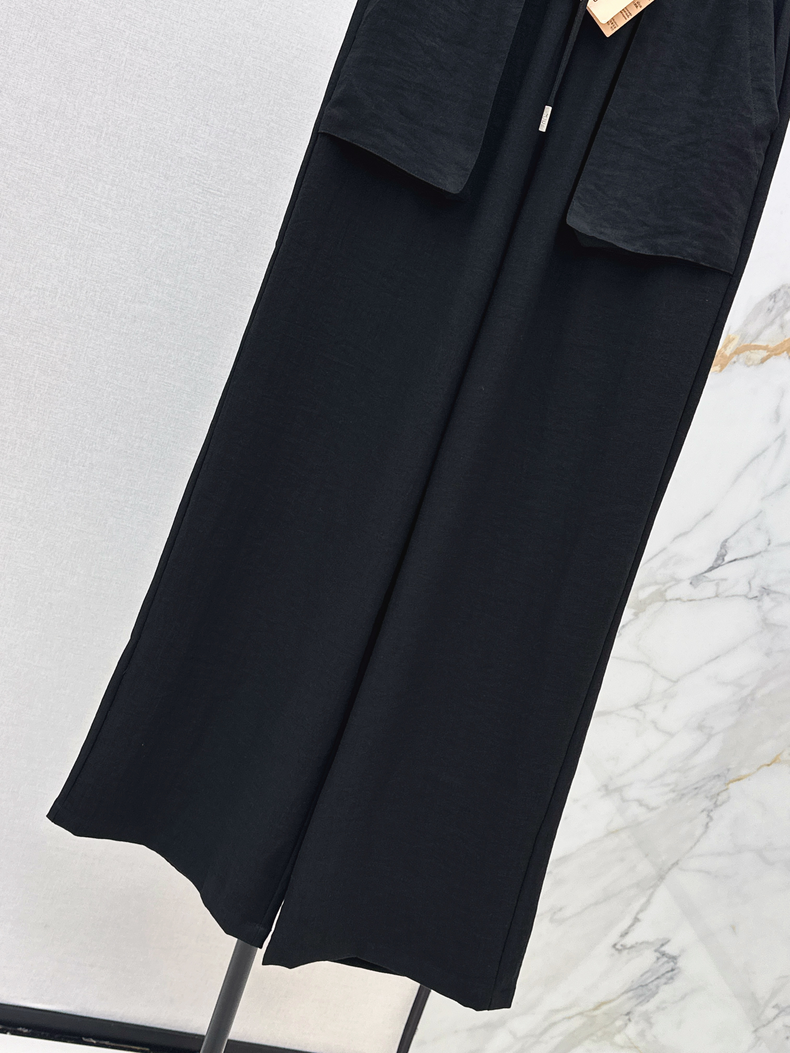 Miu 26ss straight-leg pants