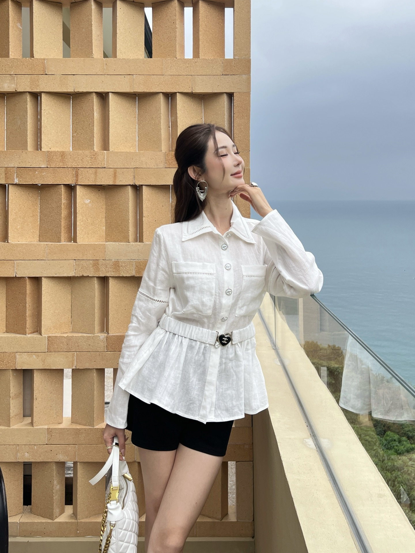 Chan 26ss belted shirt