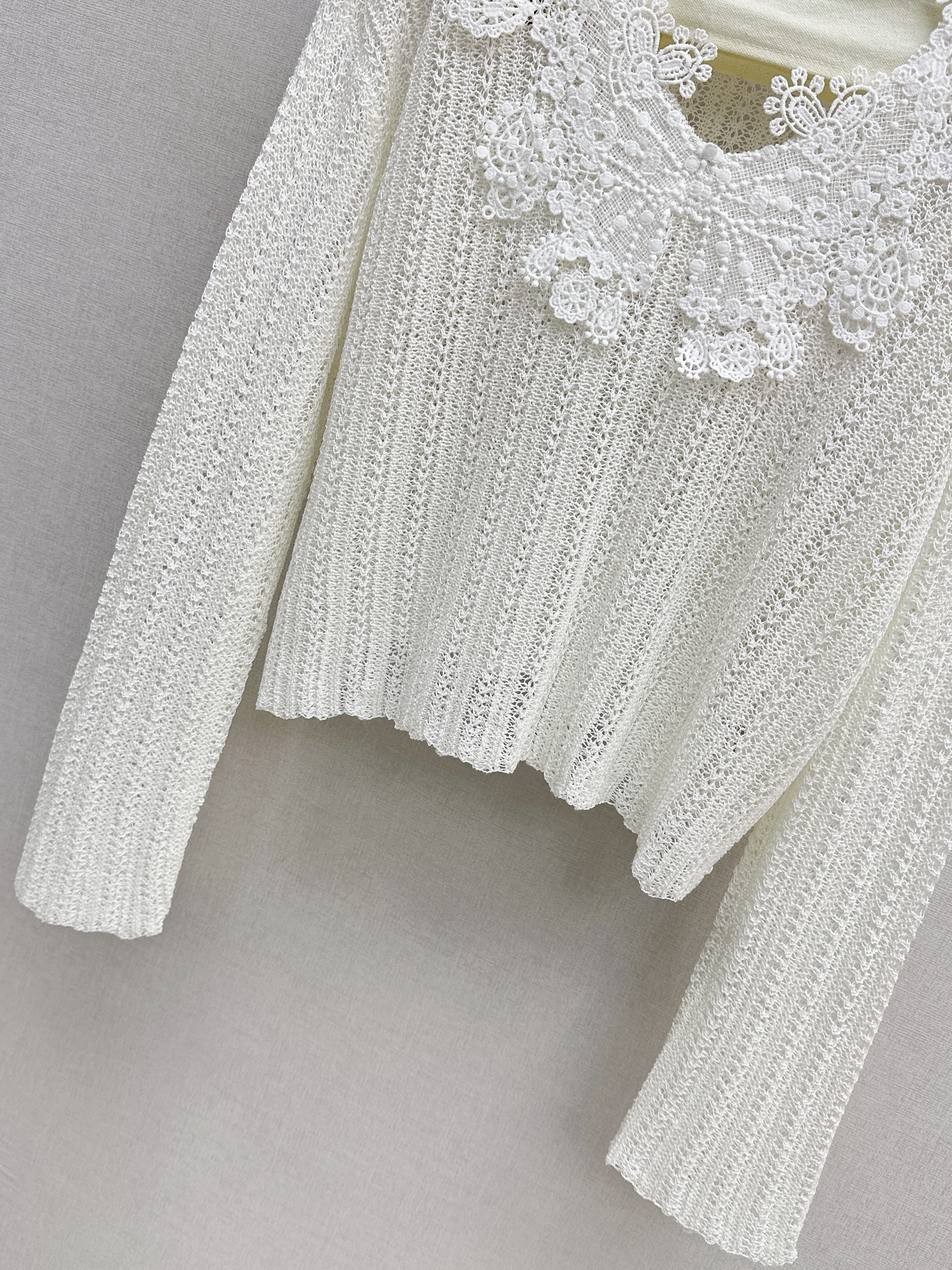 ES 26ss lace hollow sweater