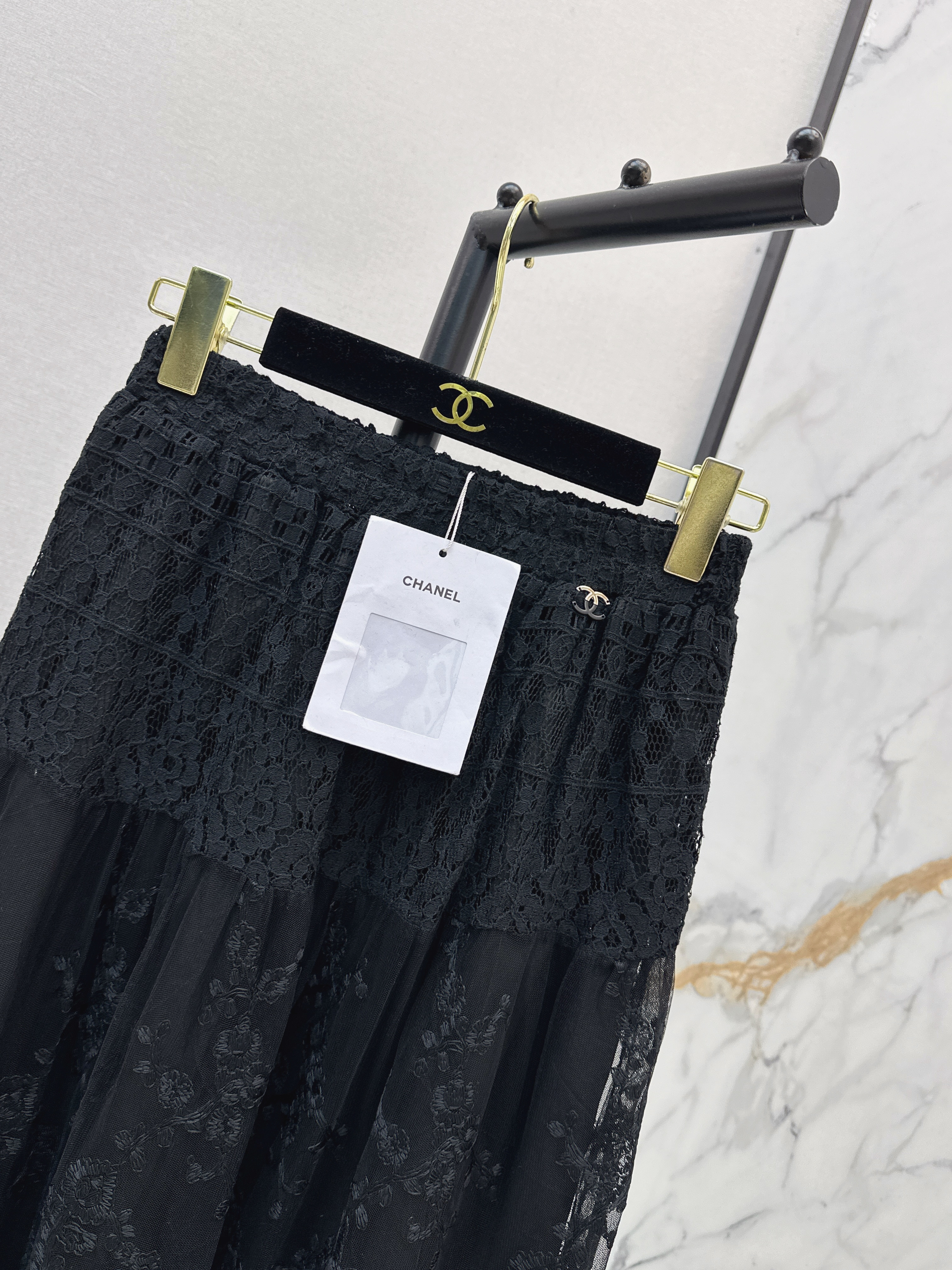 Chan 26ss lace skirt