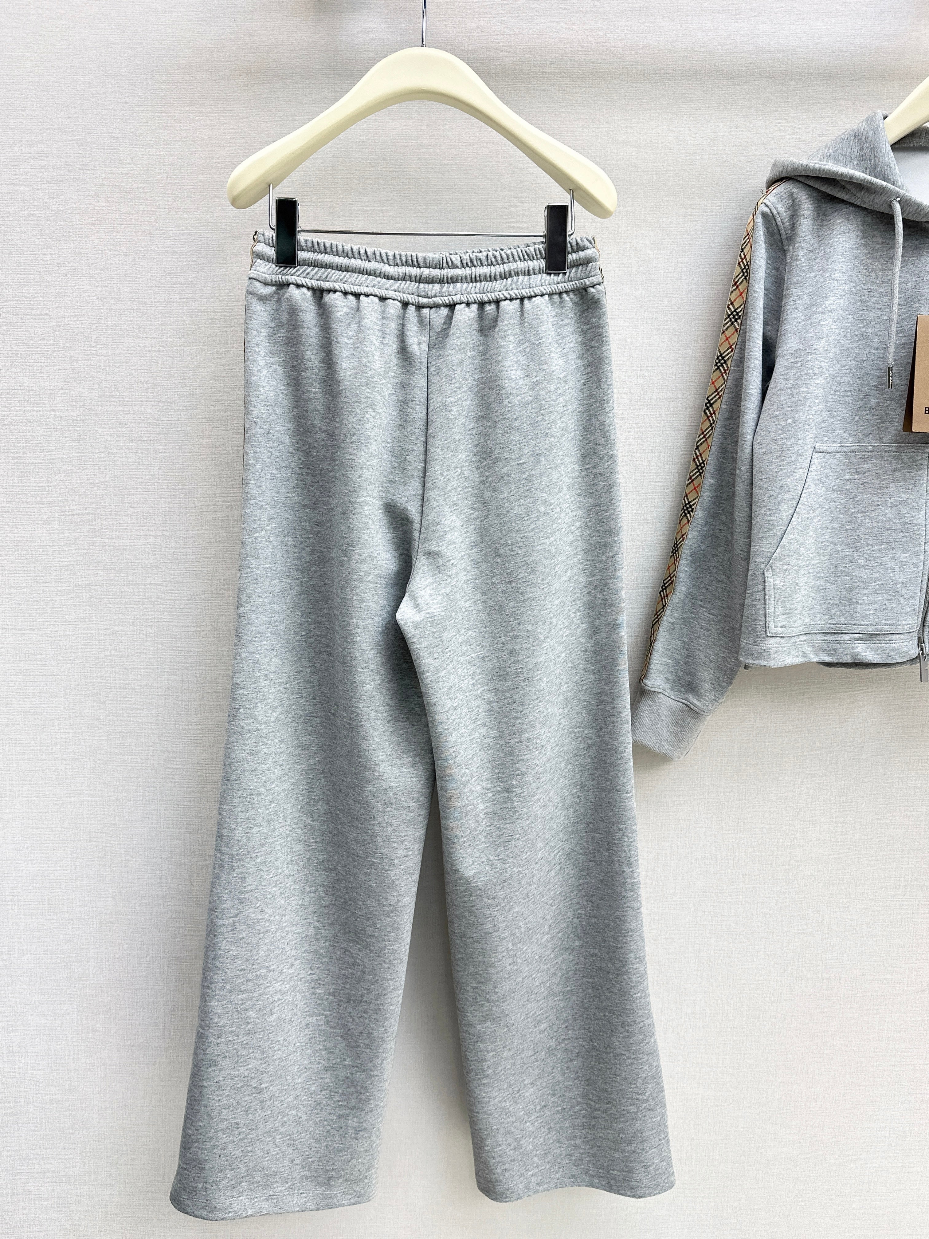 Burb 26ss causal tracksuit