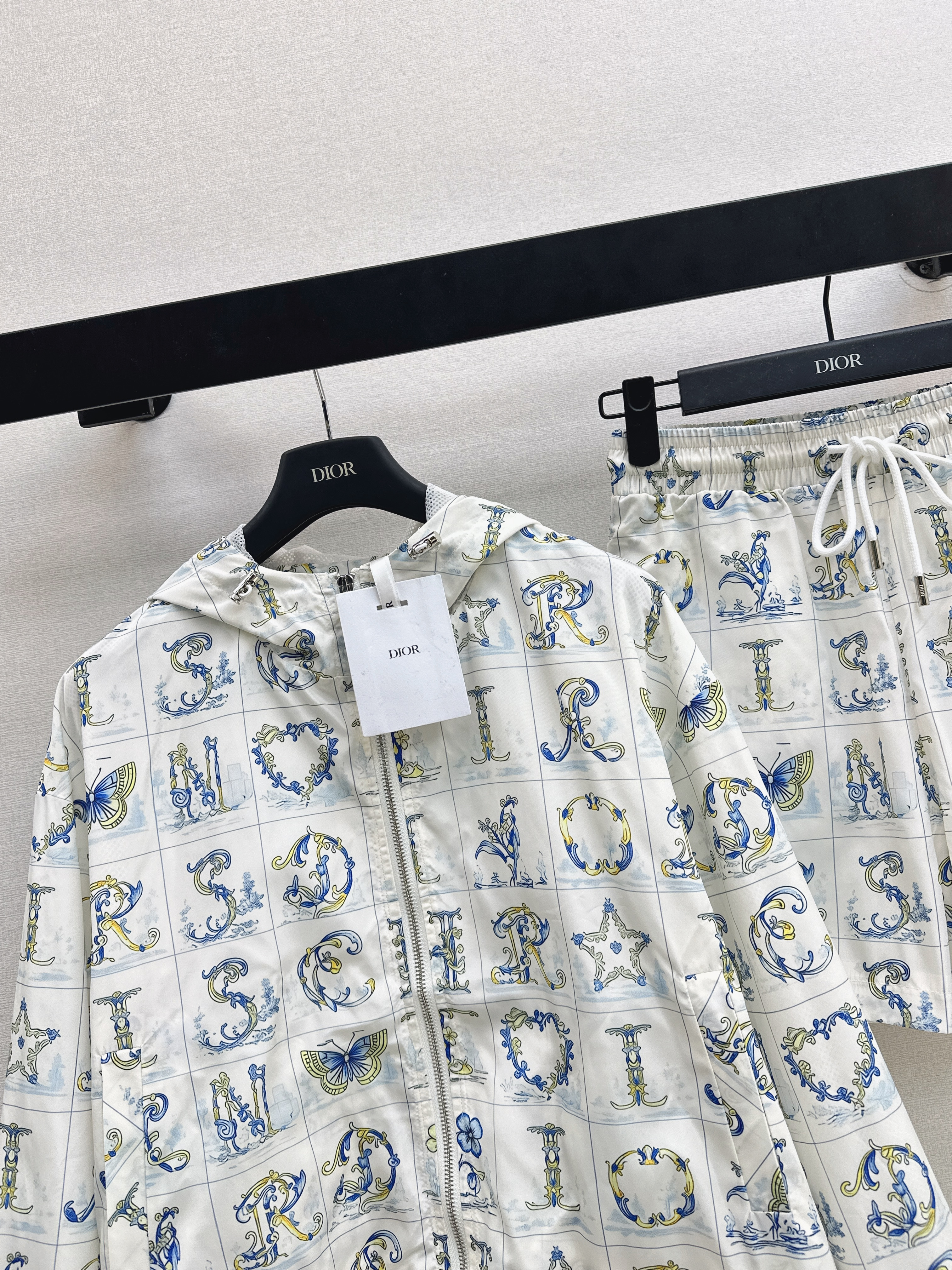 CD 26ss print outfit sets