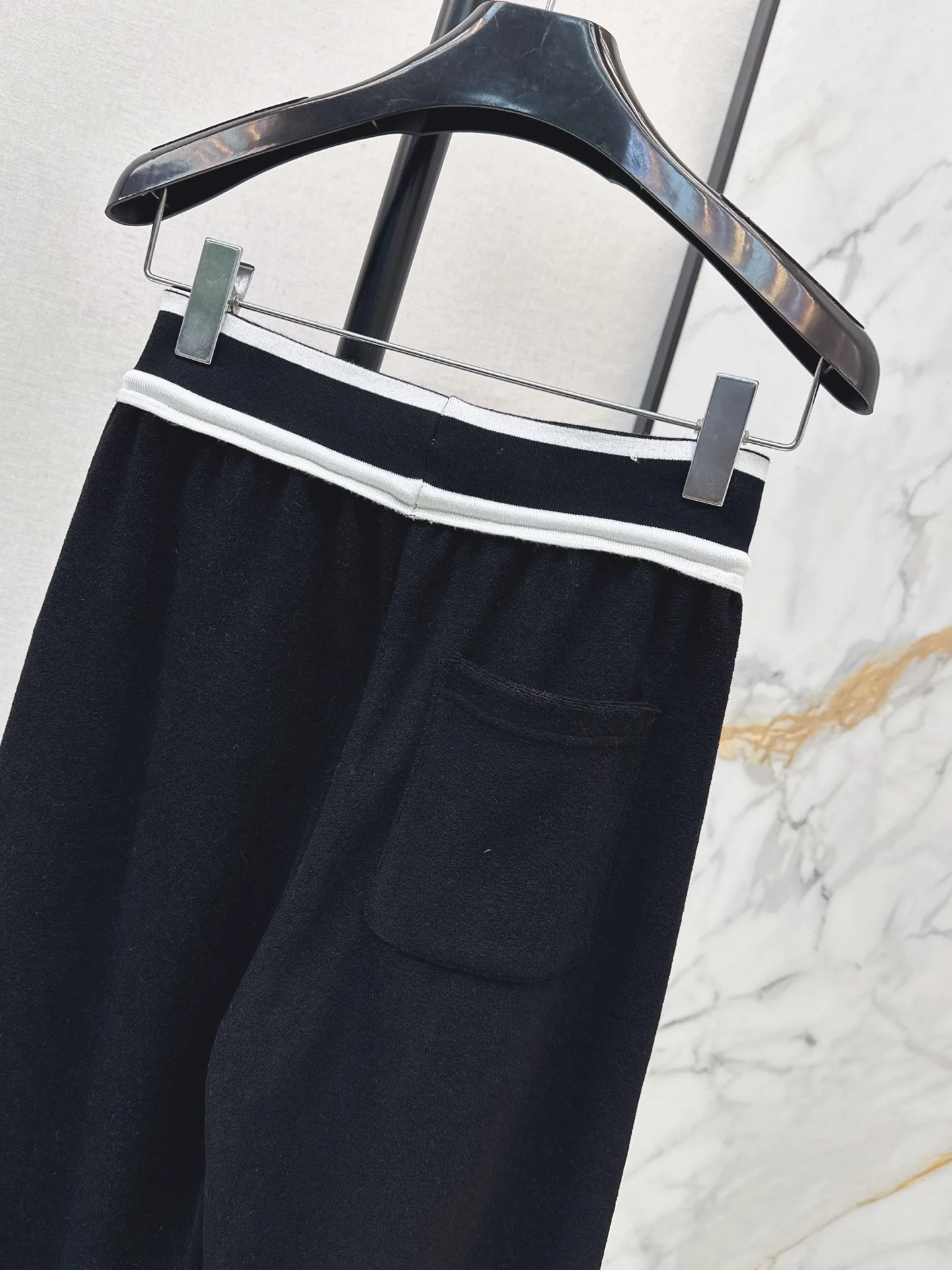 Celi 25fw straight pants