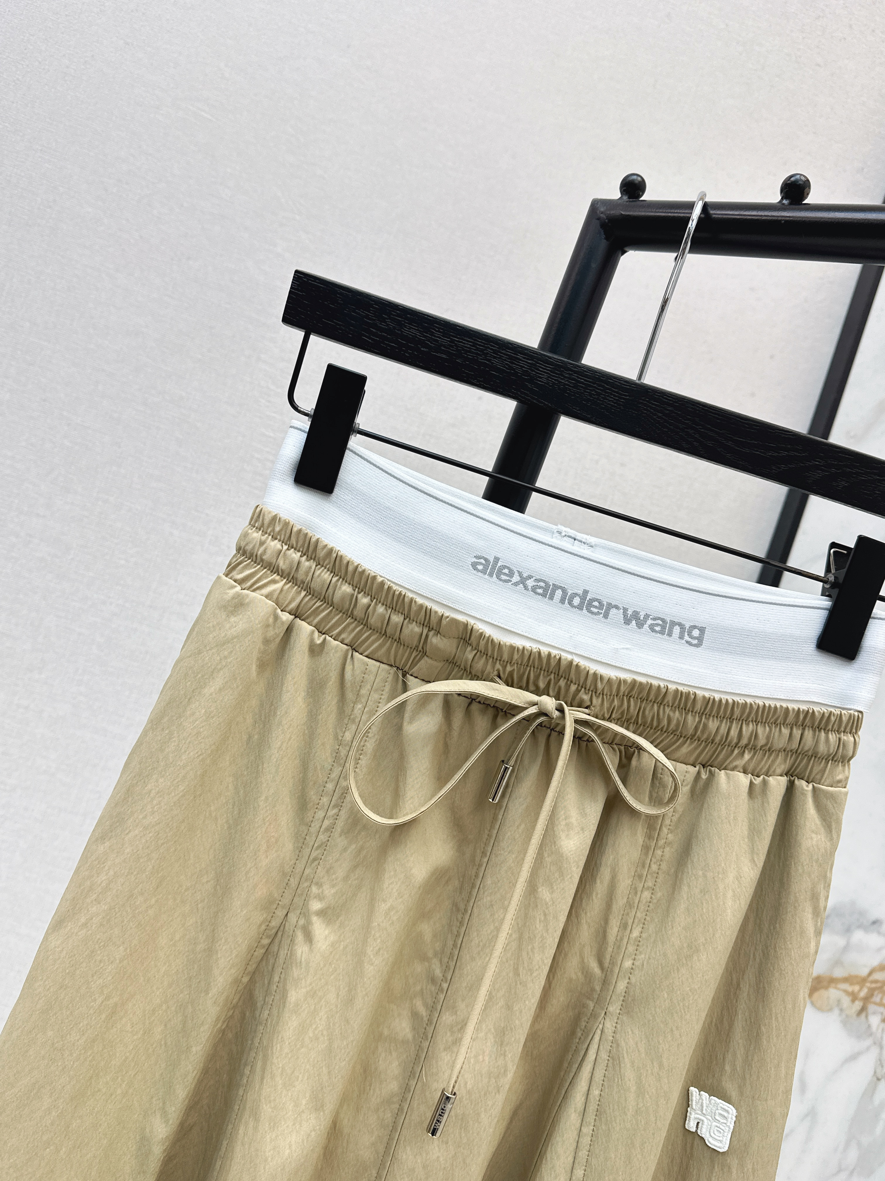 Alex 26ss pleated skirt