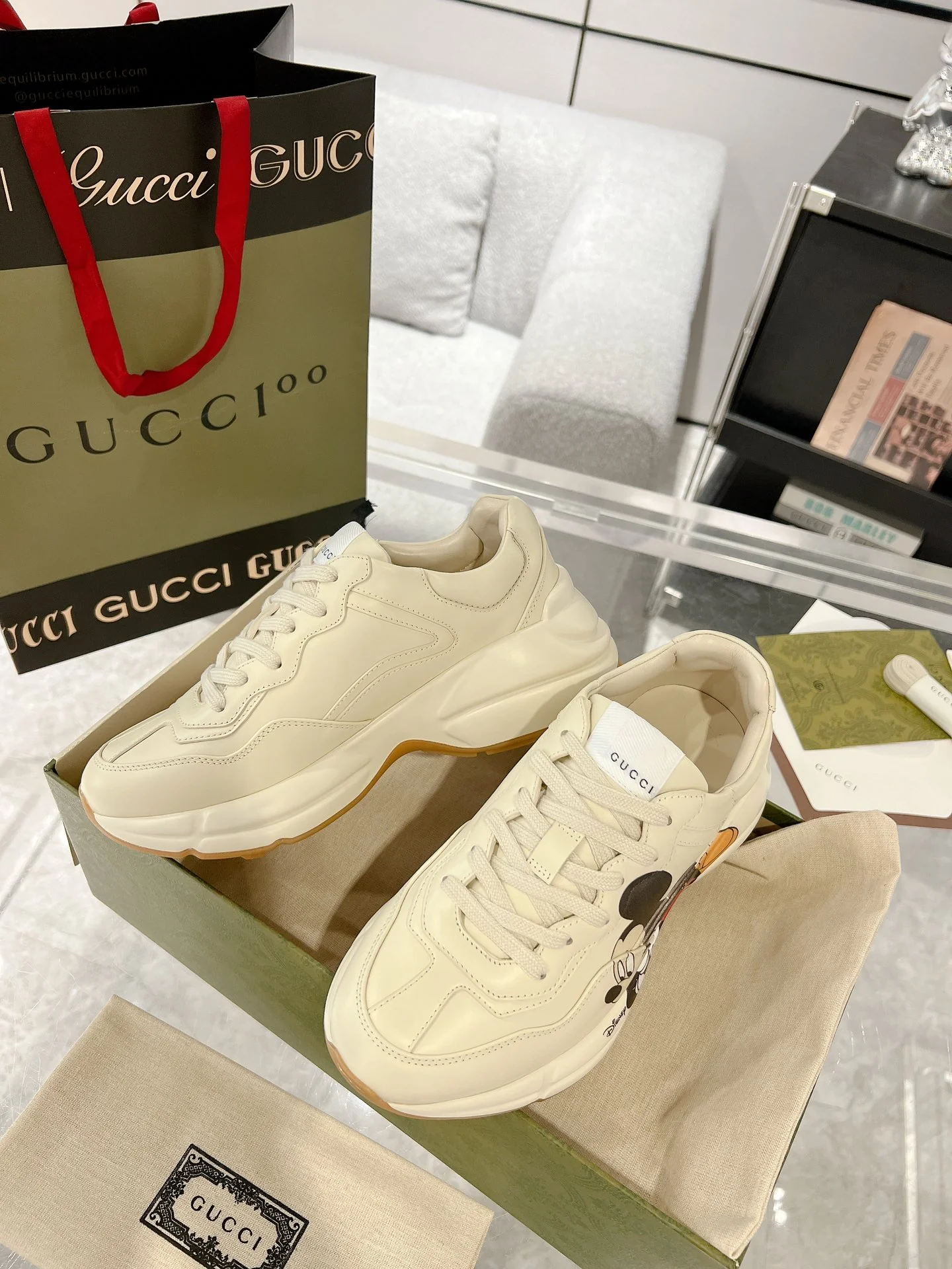 Gucc 25fw dad's shoes