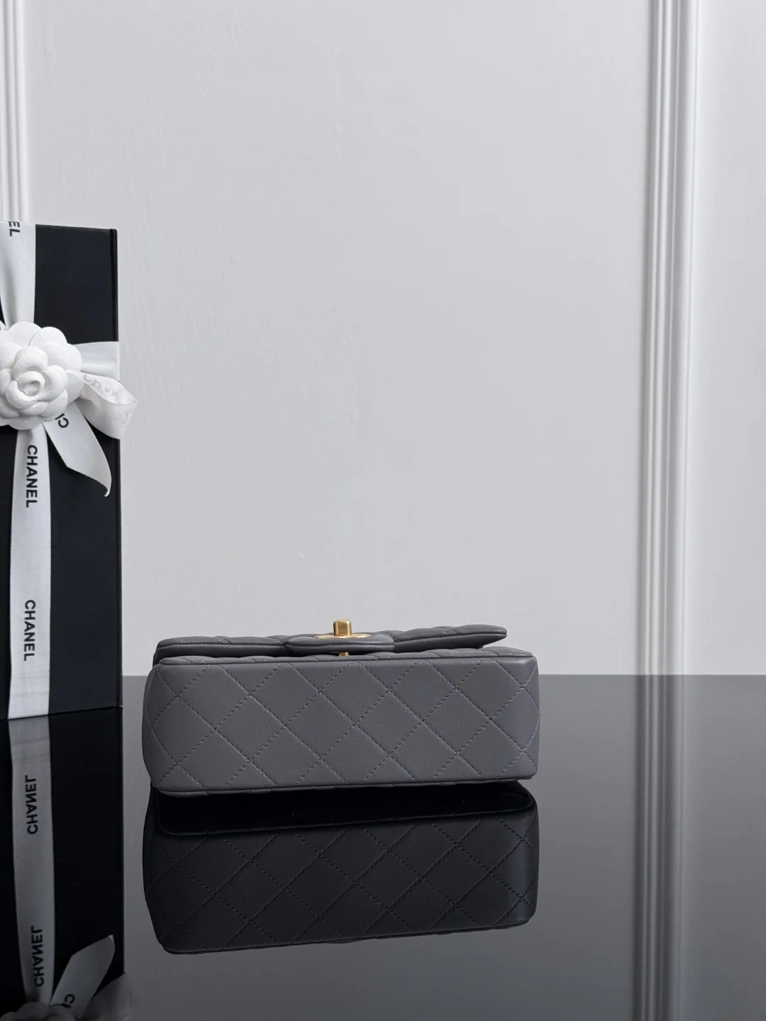 Chan cf20 chain shoulder bag