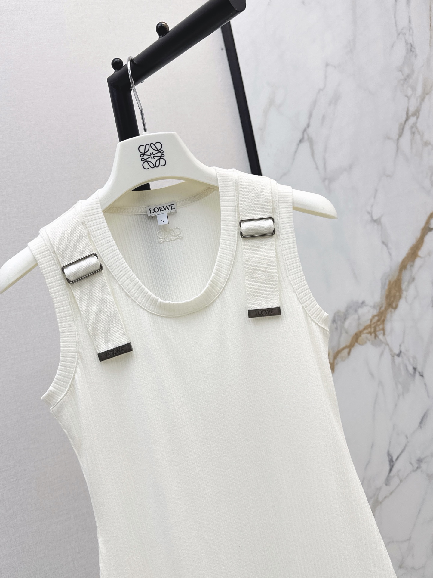 Loe 26ss sleeveless knit dress