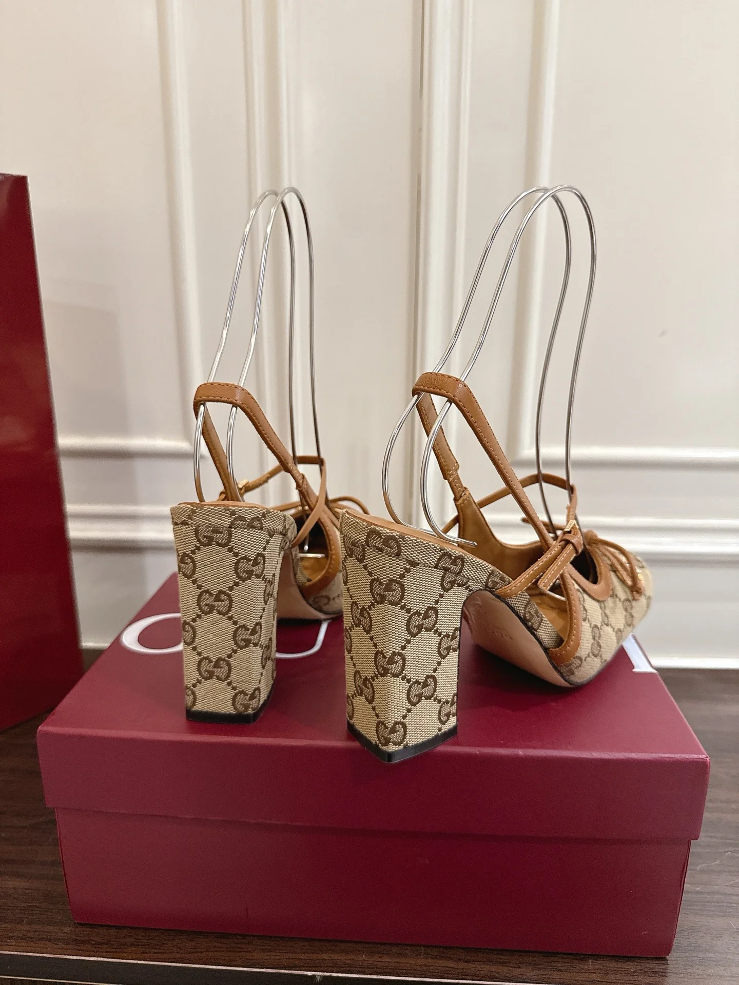 Guc 25fw pumps