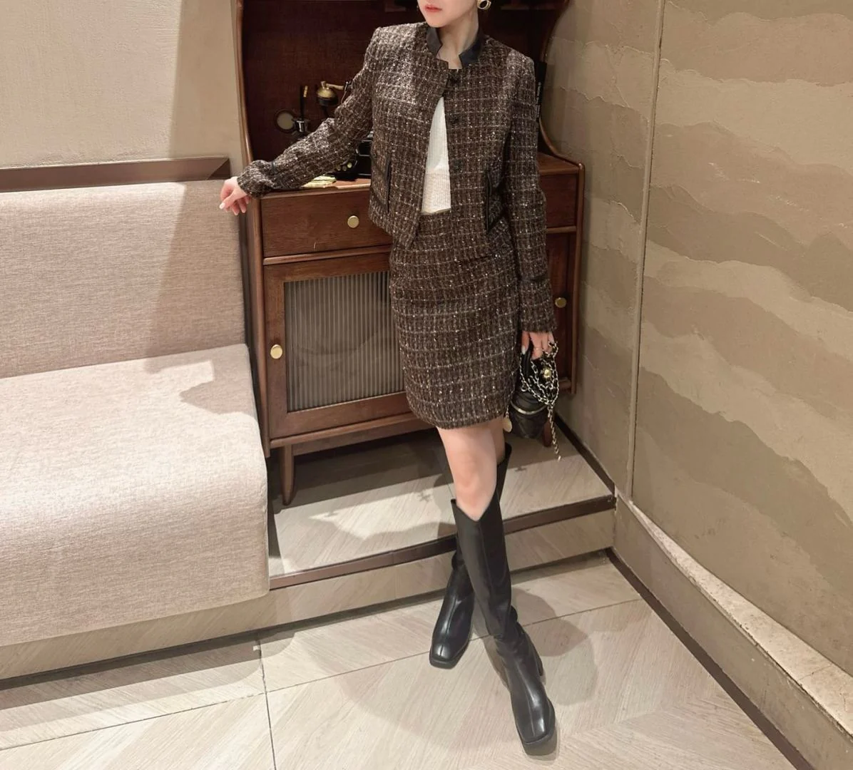 Chan 25fw tweed suit