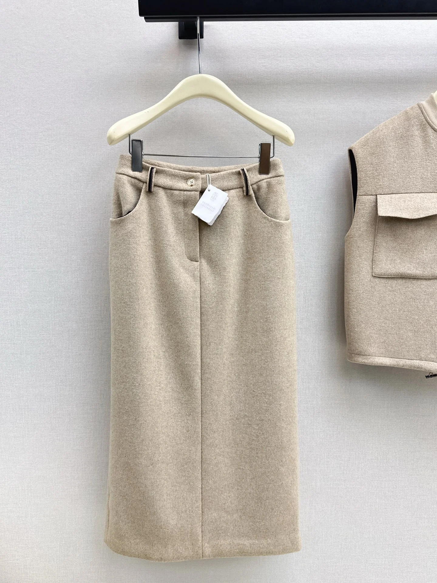 Brun 25fw woolen skirt