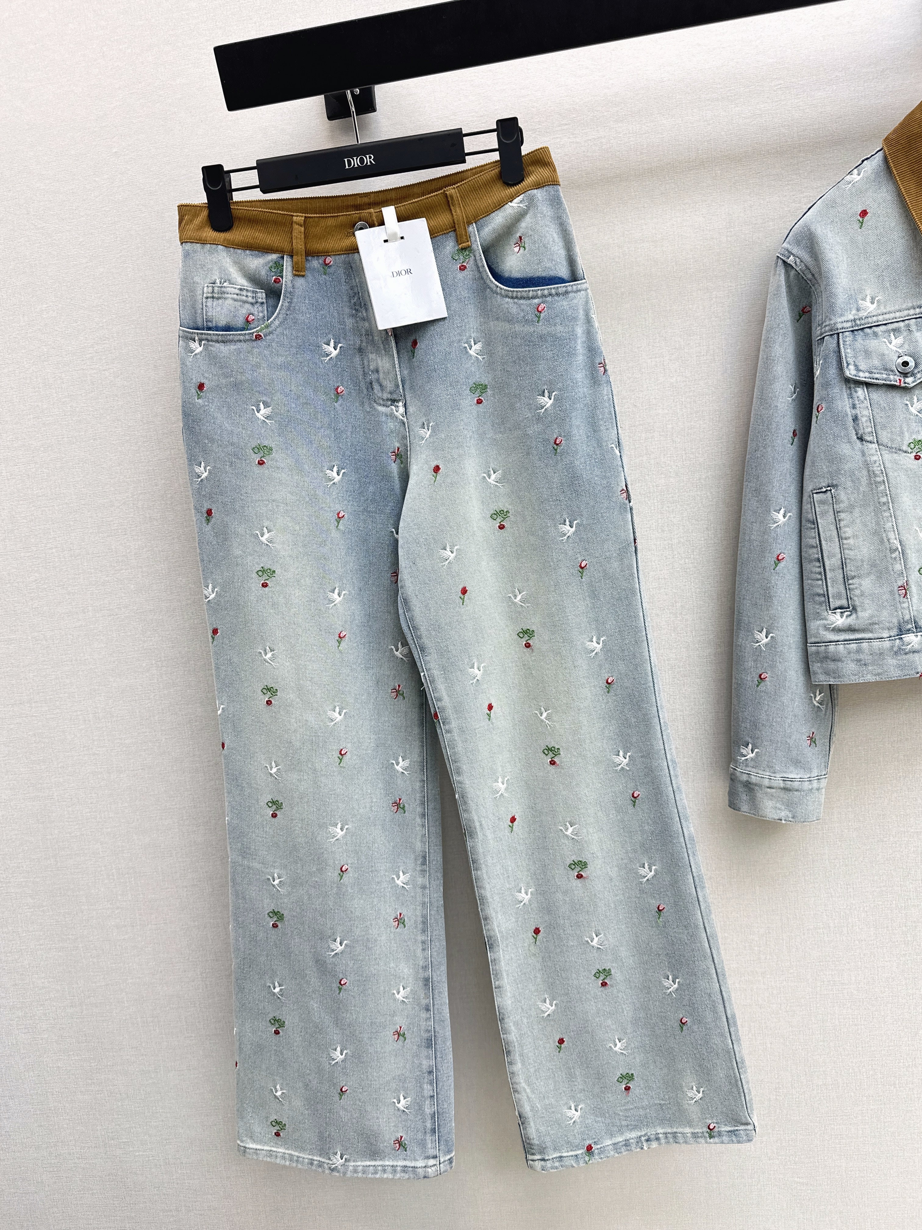 CD 26ss embroidery straight jeans