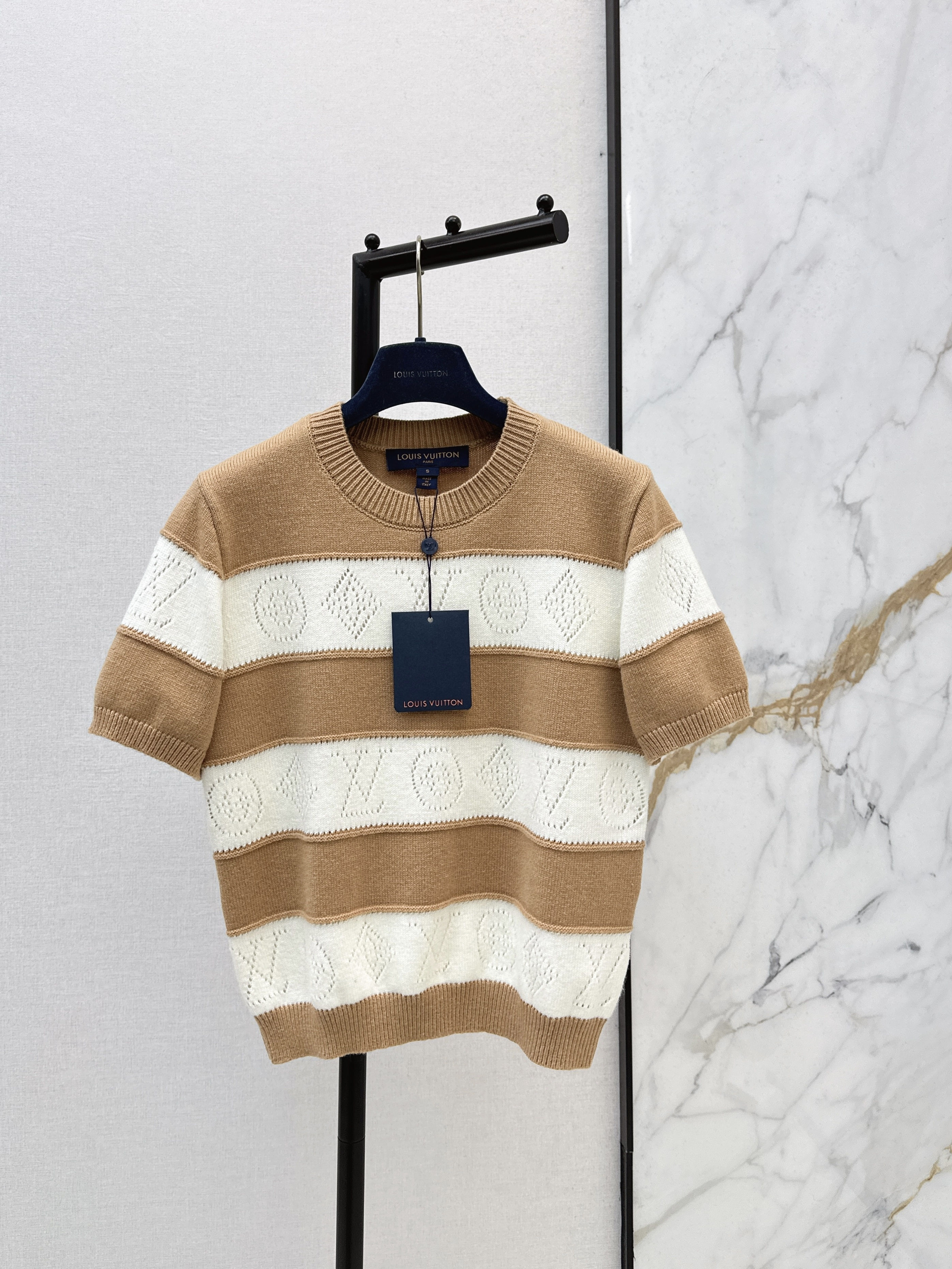 Loui 26ss stripe sweater