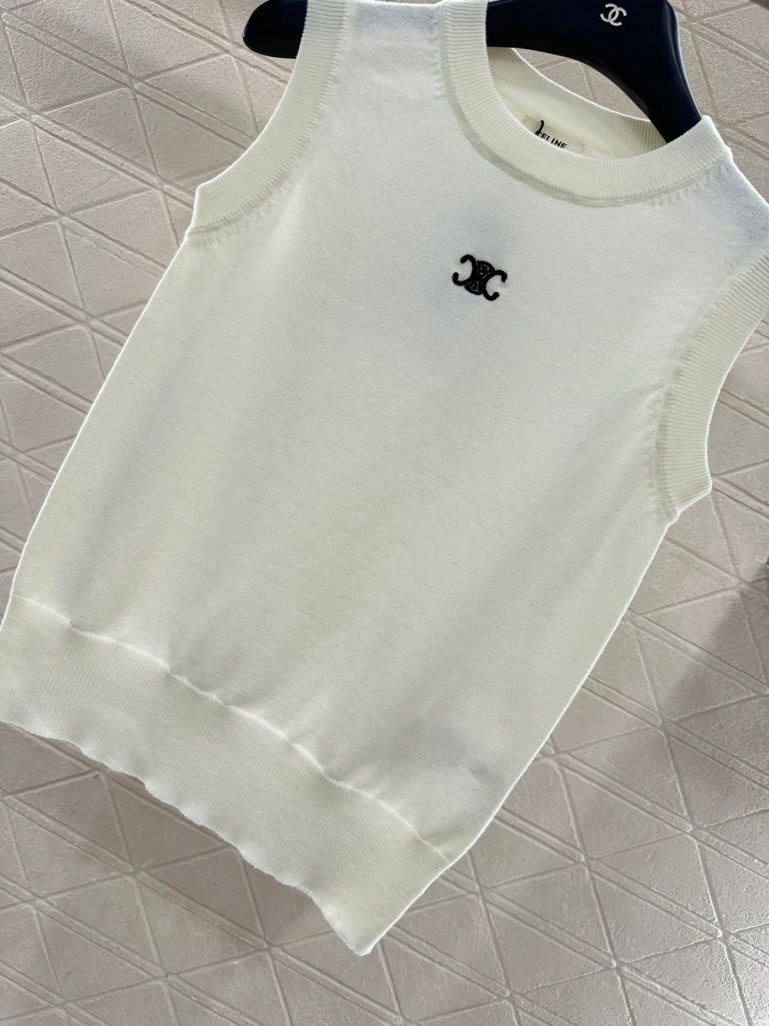 Celi 25fw knit vest