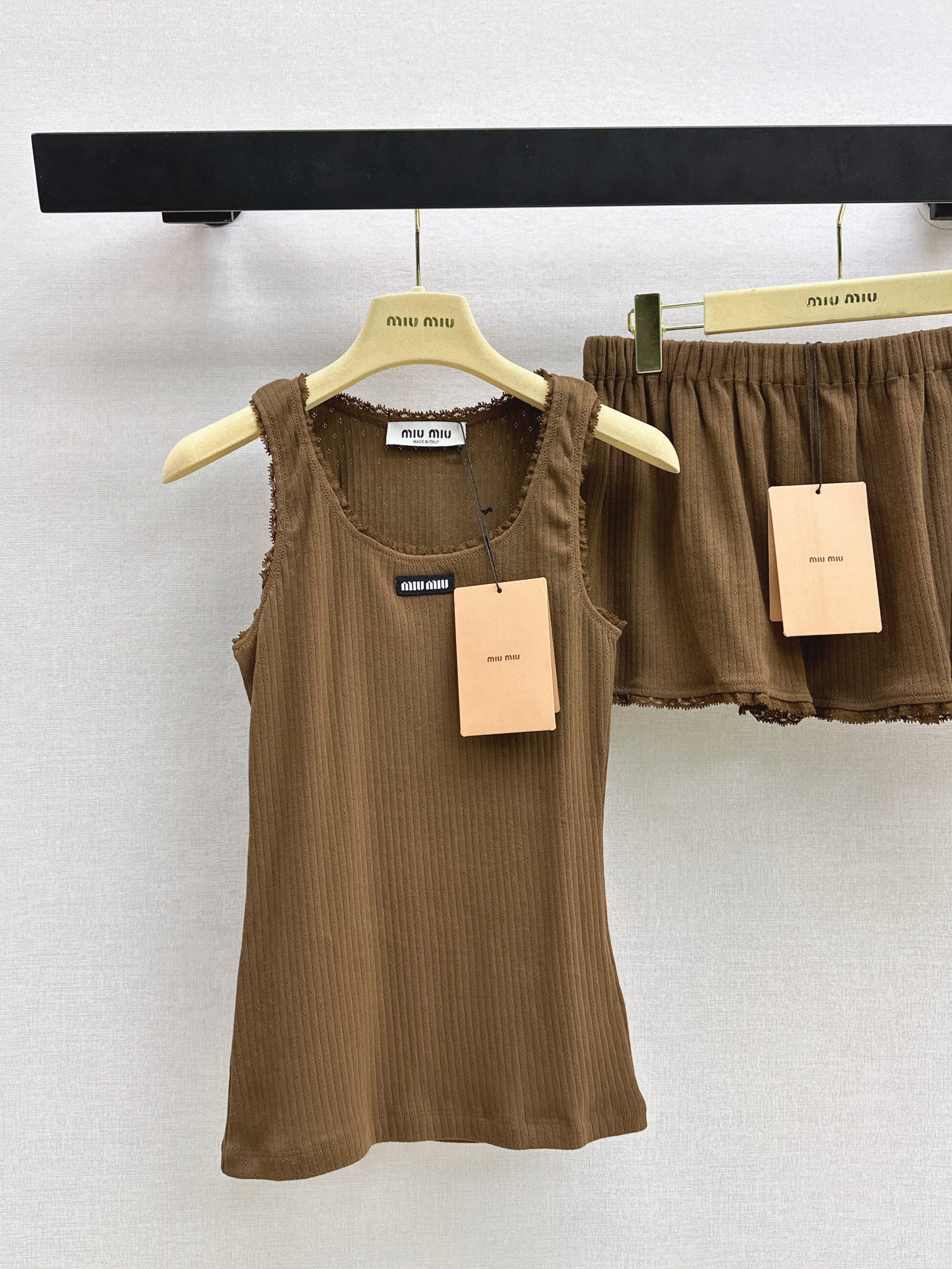 Miu 26ss vest skirt set