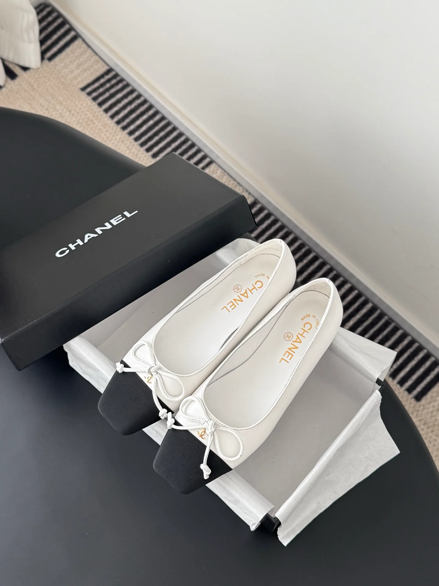 Chan 26SS mary jane flats