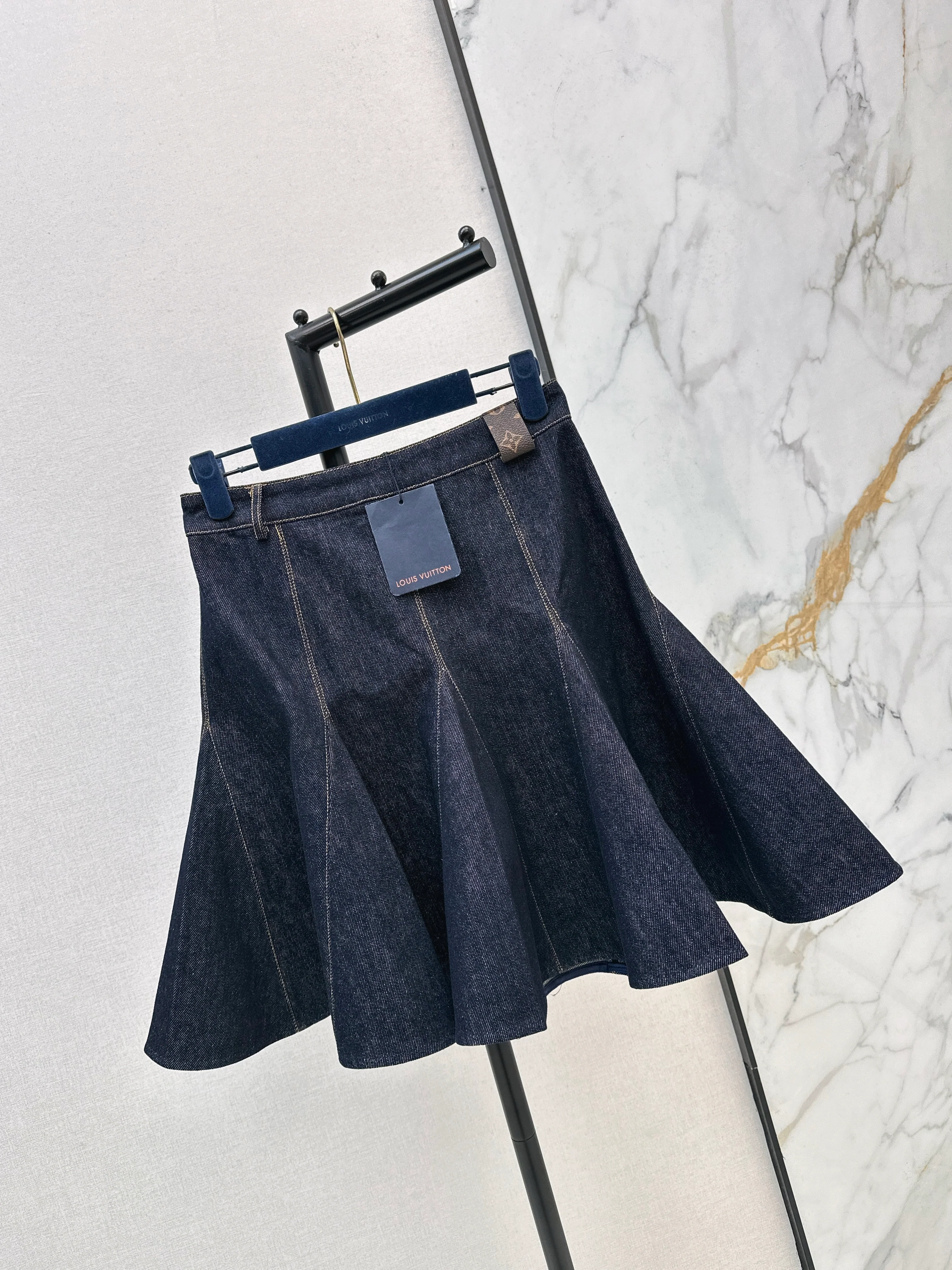 Louis 26ss A-line denim skirts