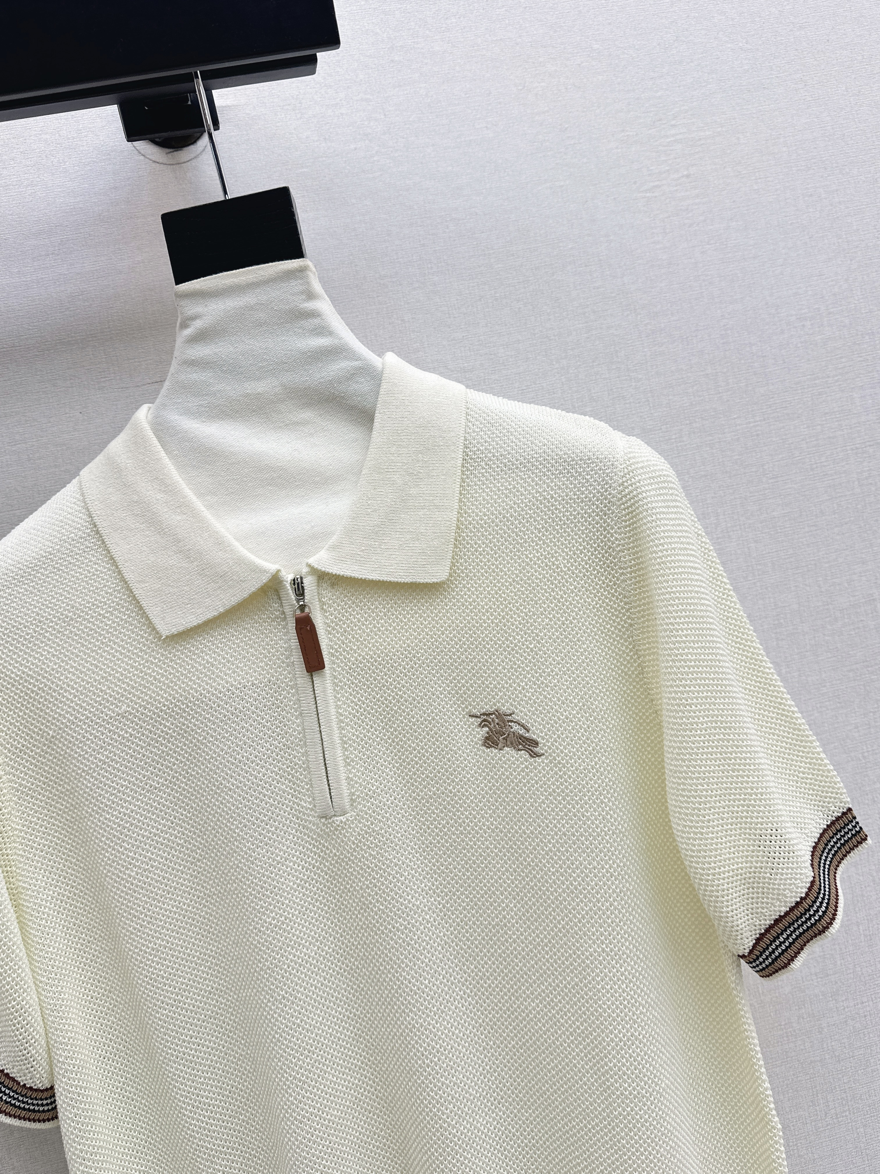 Bur 26ss embroidery knitwear