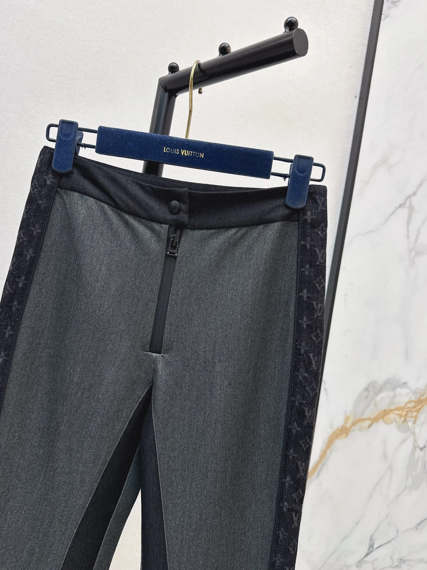 Louis 25fw jacquard leggings