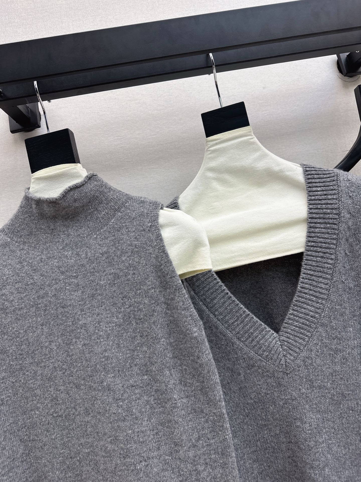 Brun 25fw knit suit sleeveless vest+sweater+pants set