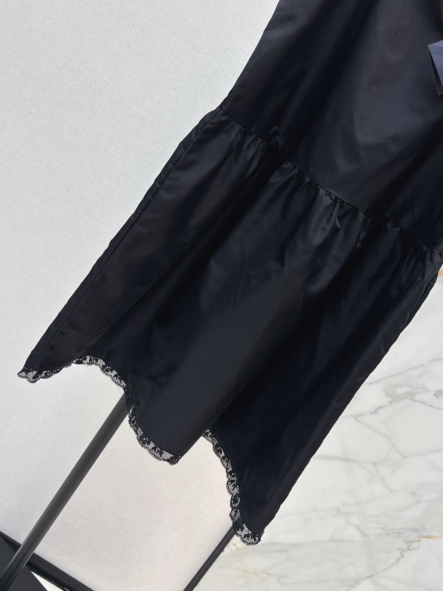 Pra 26ss lace trim slip dress