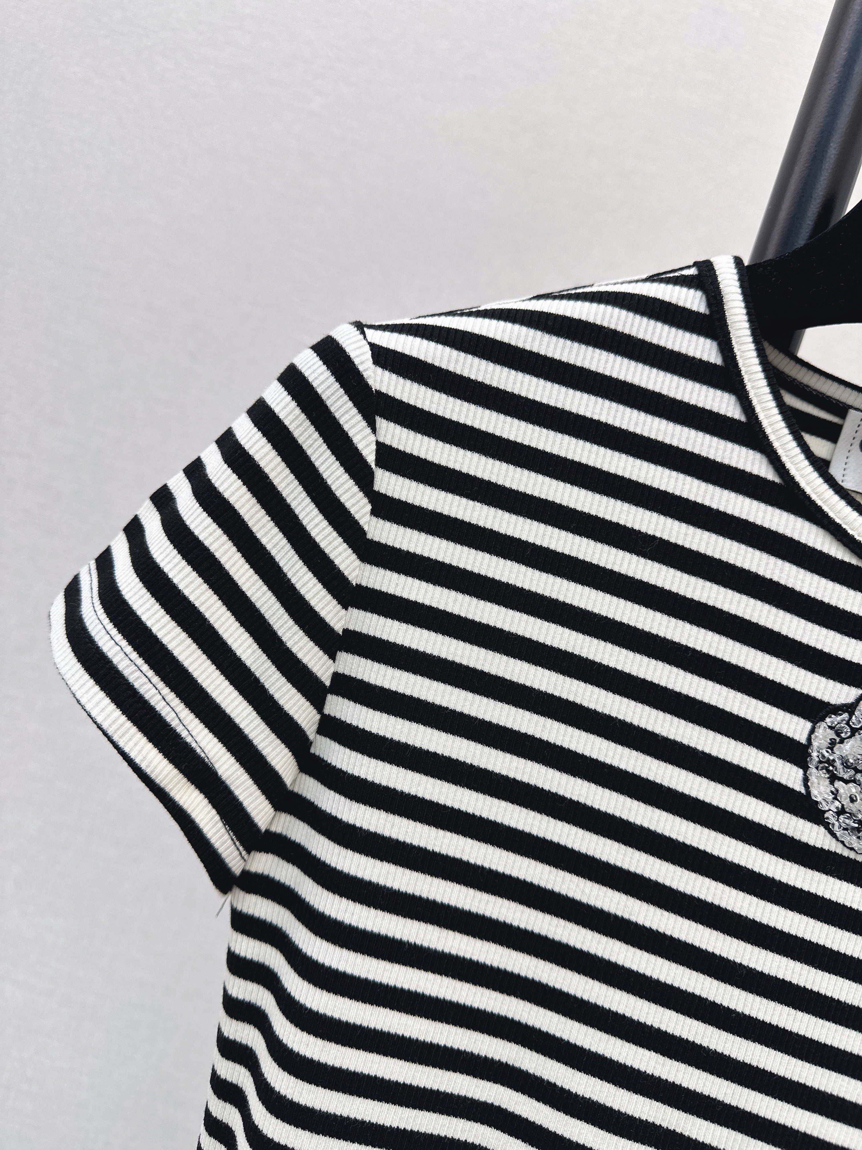 Chan 26ss stripe beading t-shirts