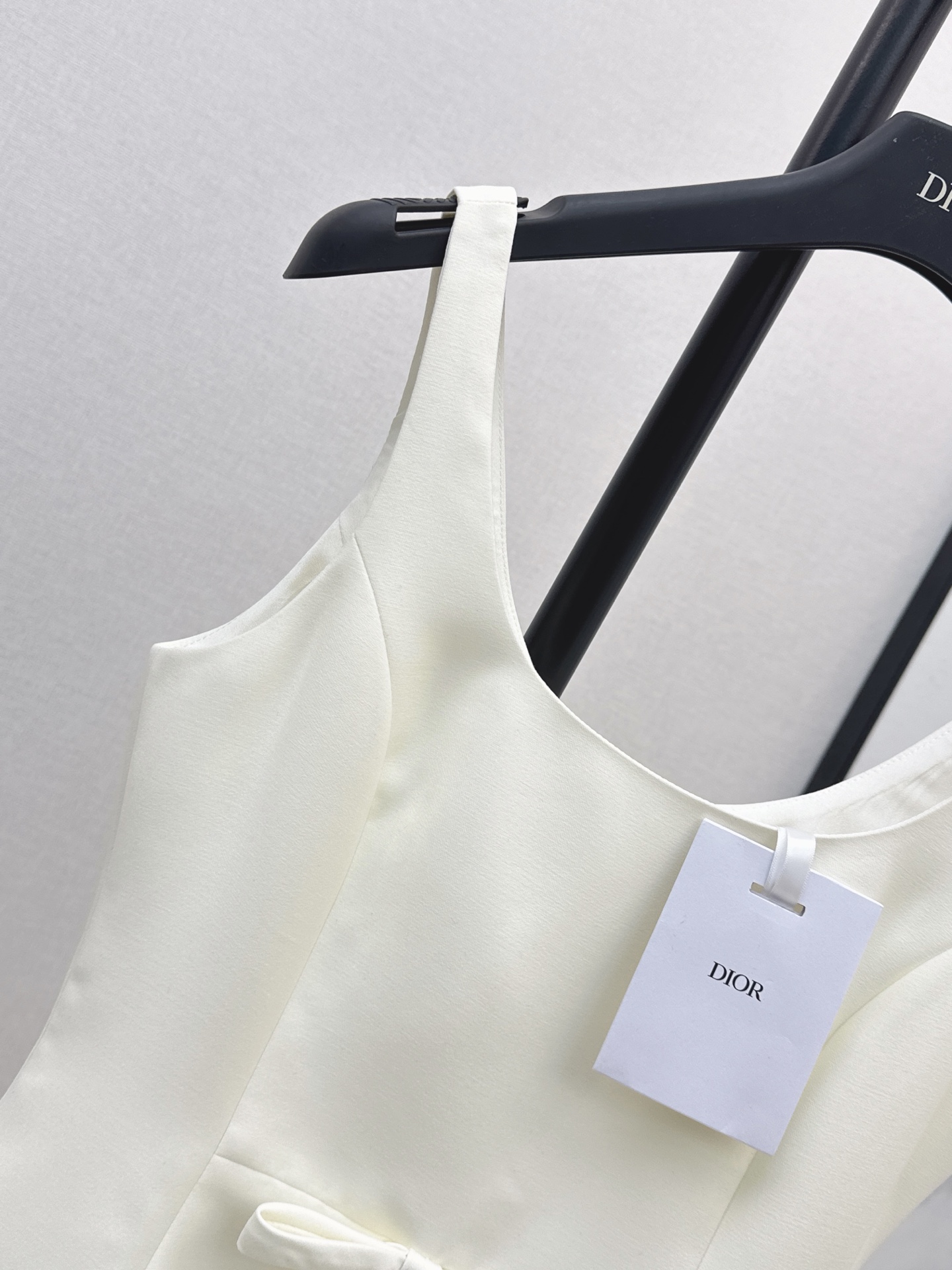 CD 26ss bow slip dress