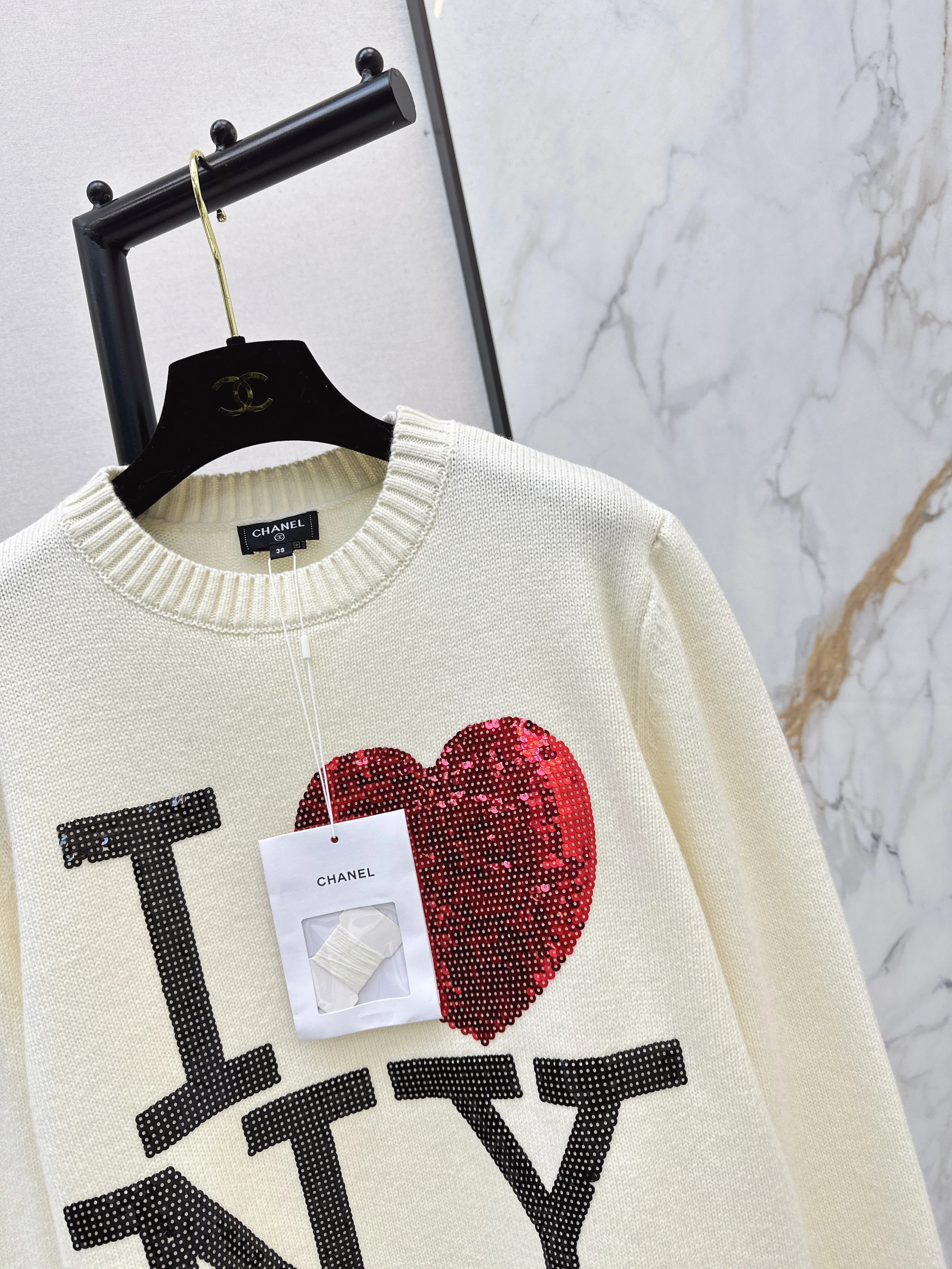 Chan 26ss sequin knit sweater