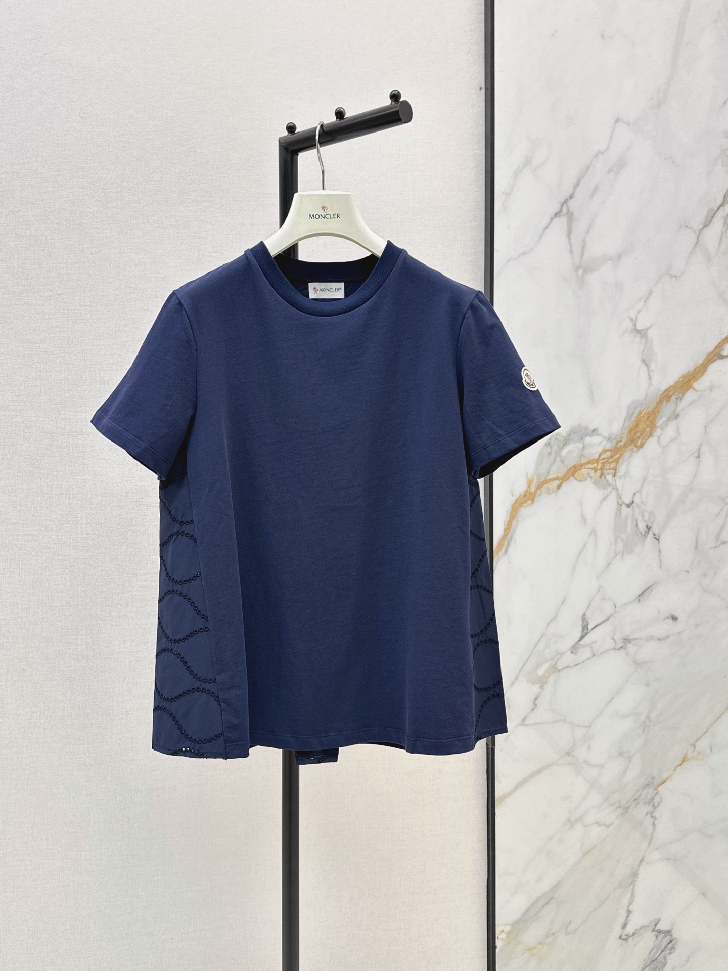 Monc 26ss embroidert t-shirt