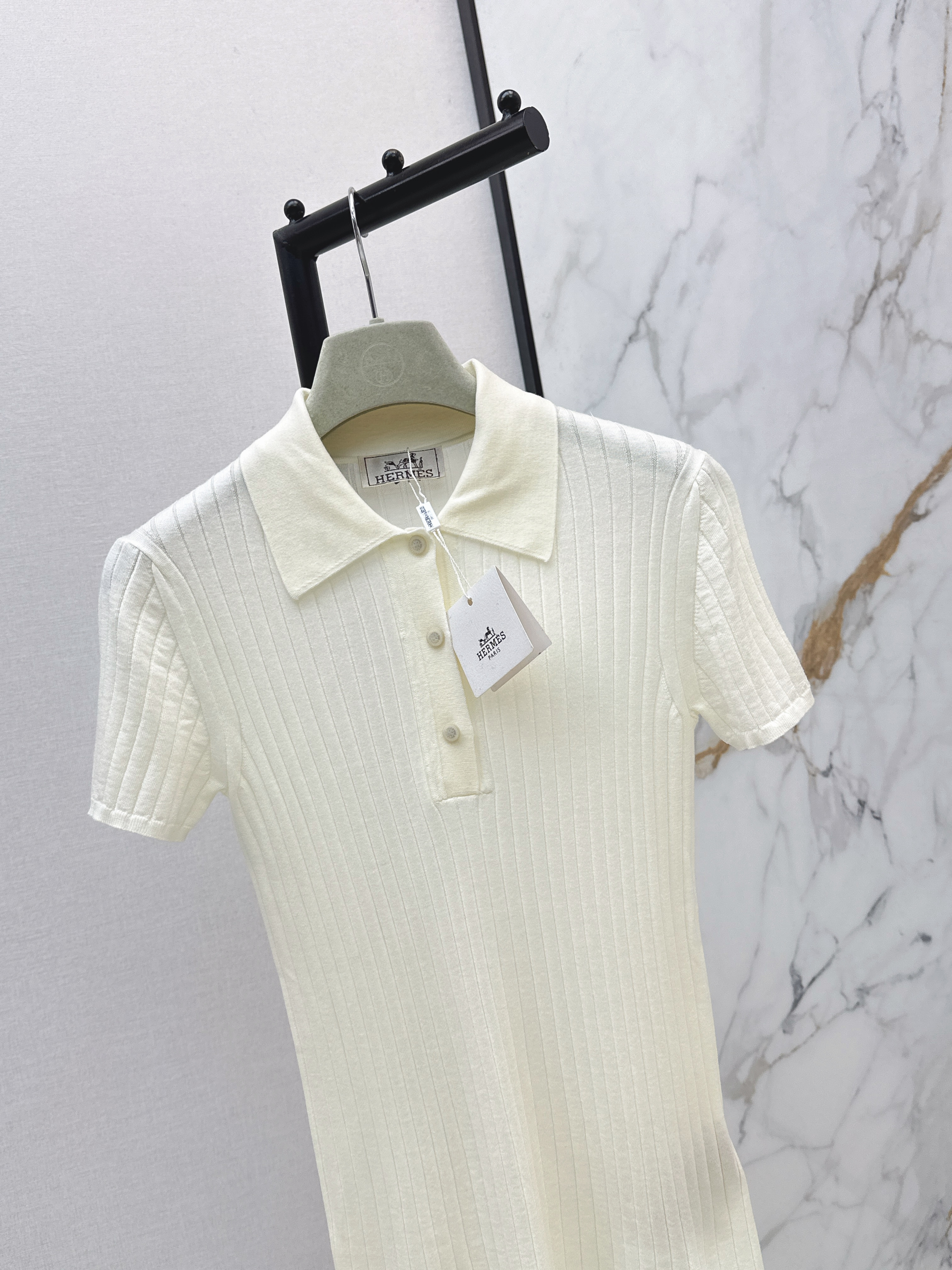 Her 26ss knit sweater