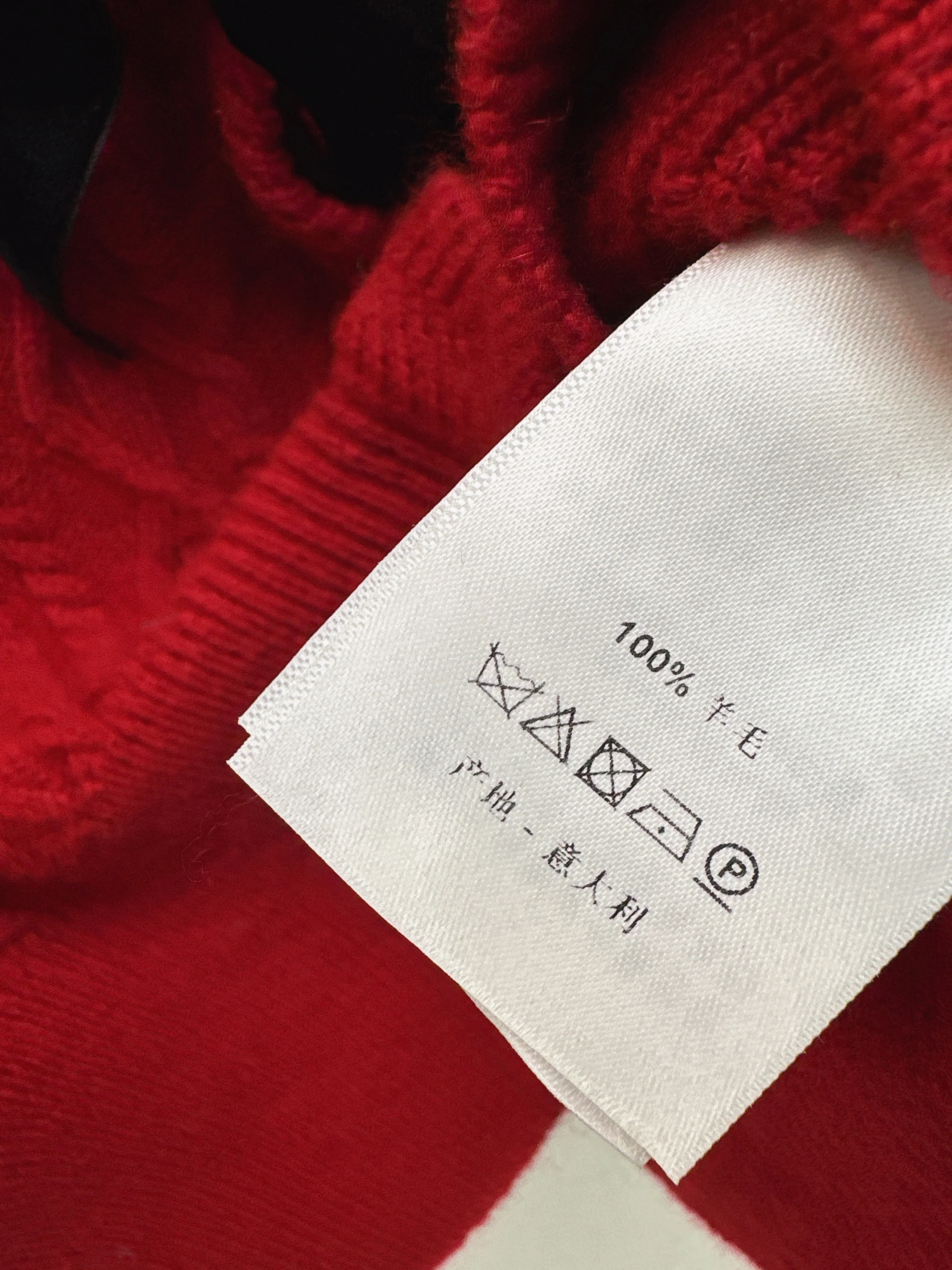 Miu 26ss bow sweater