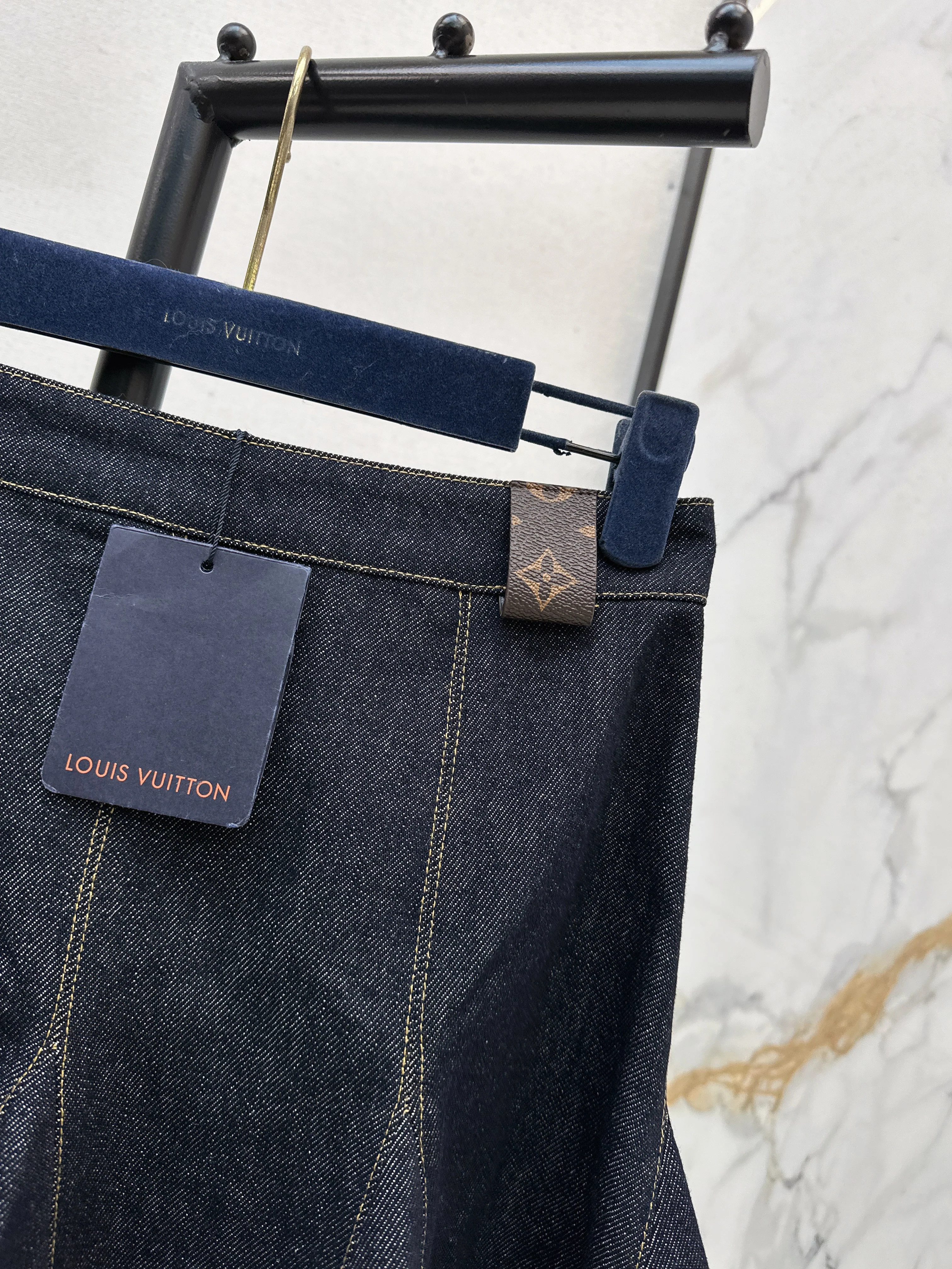 Louis 26ss A-line denim skirts