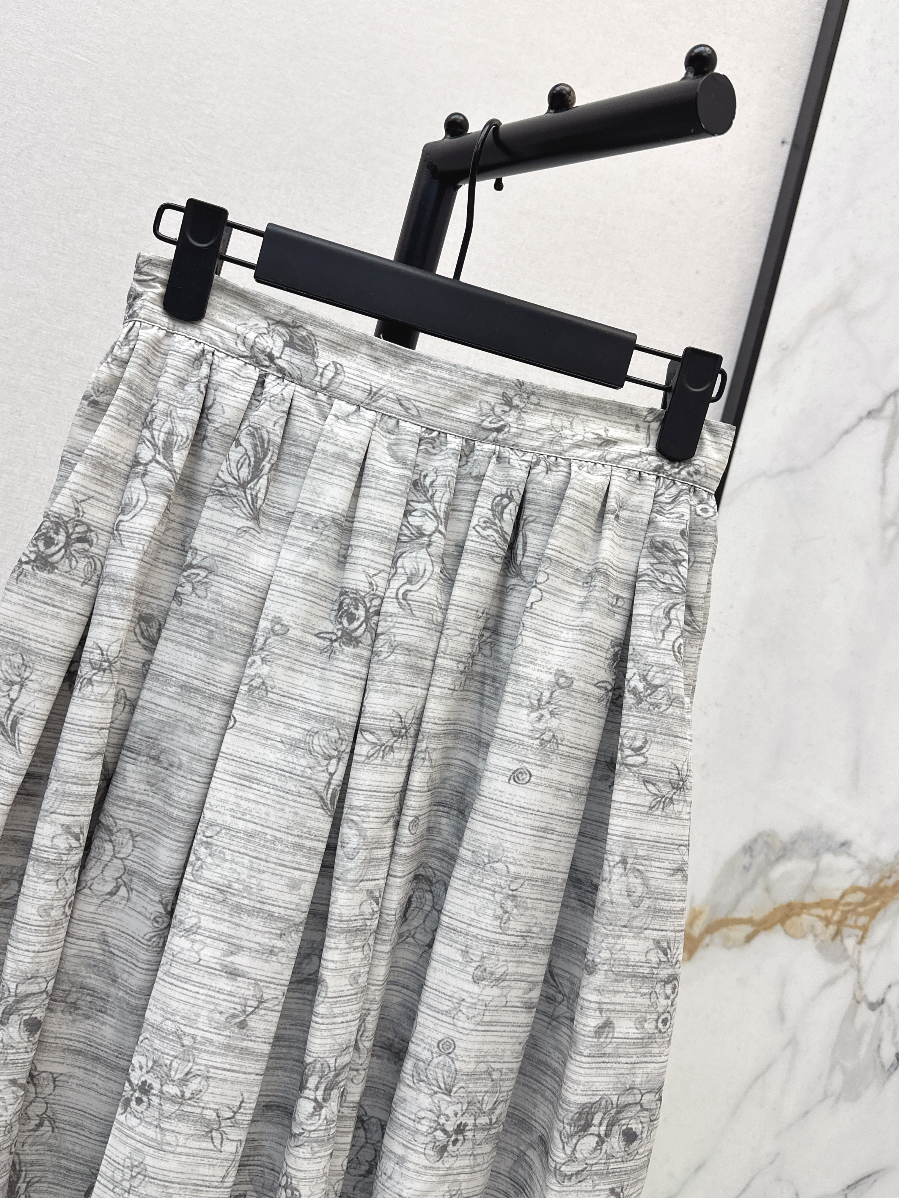 CD 26ss jacquard skirt